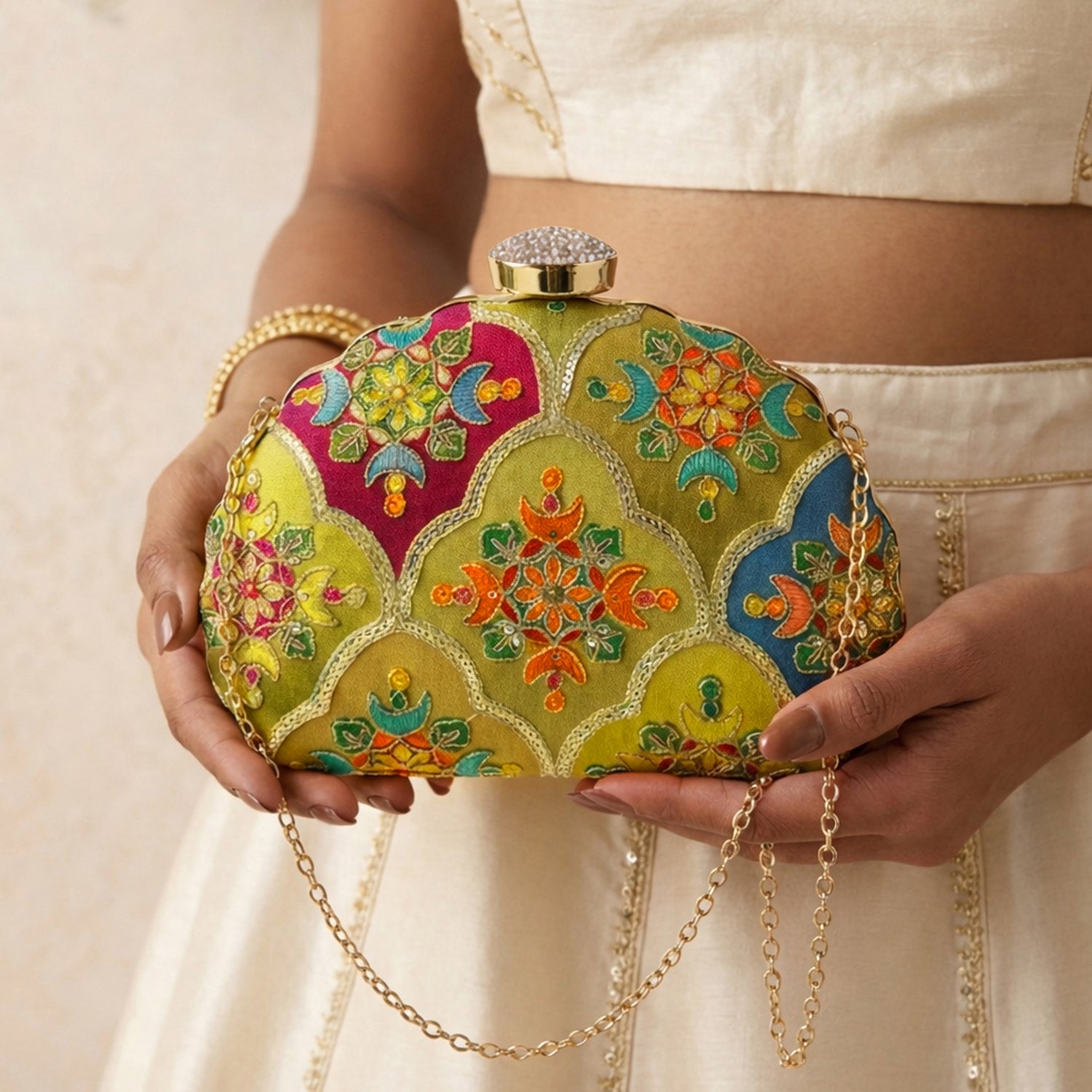 Artklim Elegant Olive Green Embroidred Clutch