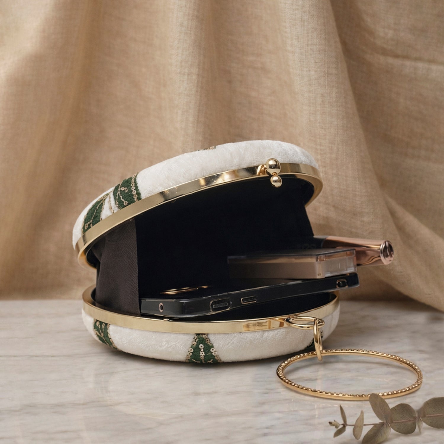 Artklim Ivory Garden Floral Sequin Embroidered Round Clutch