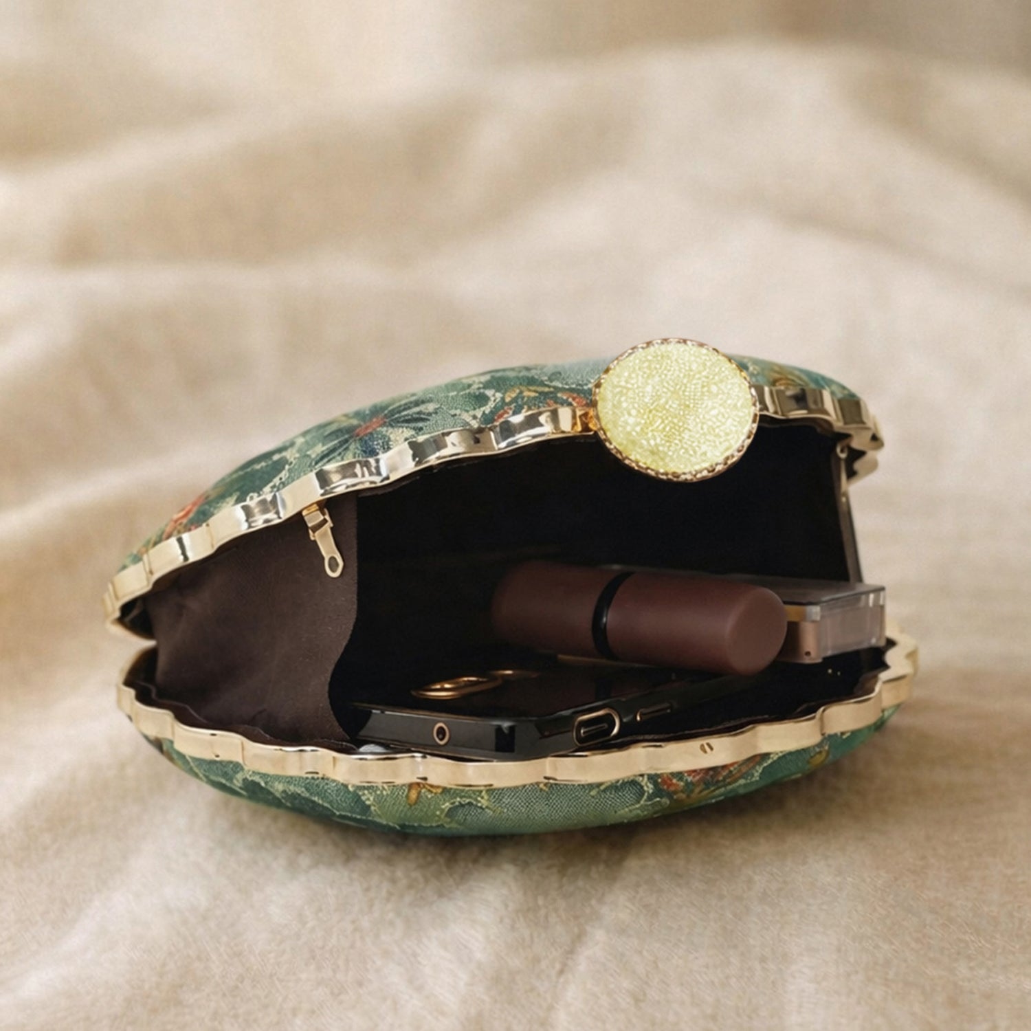 Artklim Elegant Green Floral Ethnic Embroidered Clutch