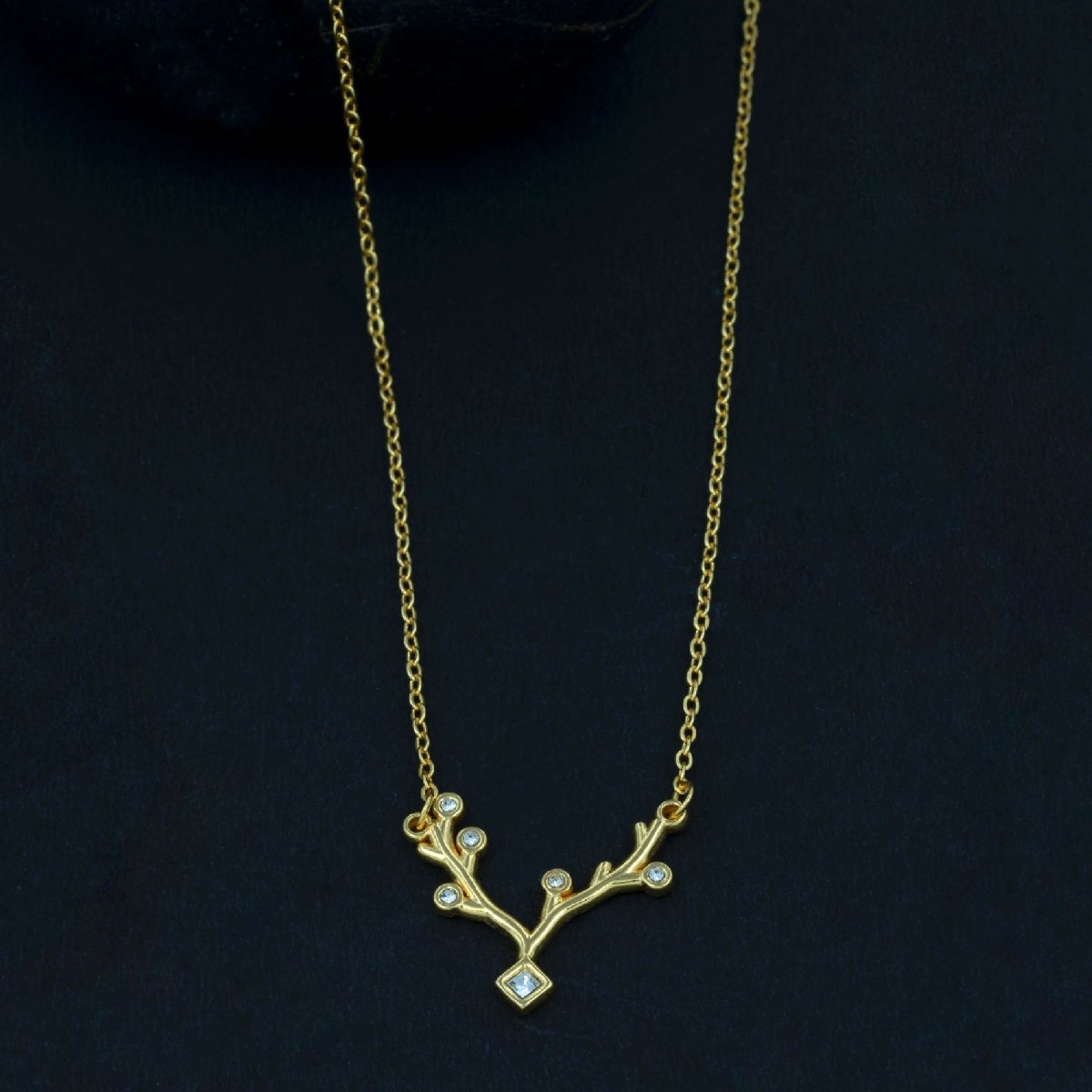 Artklim Gold Plated Designer Studded Pendant Necklace