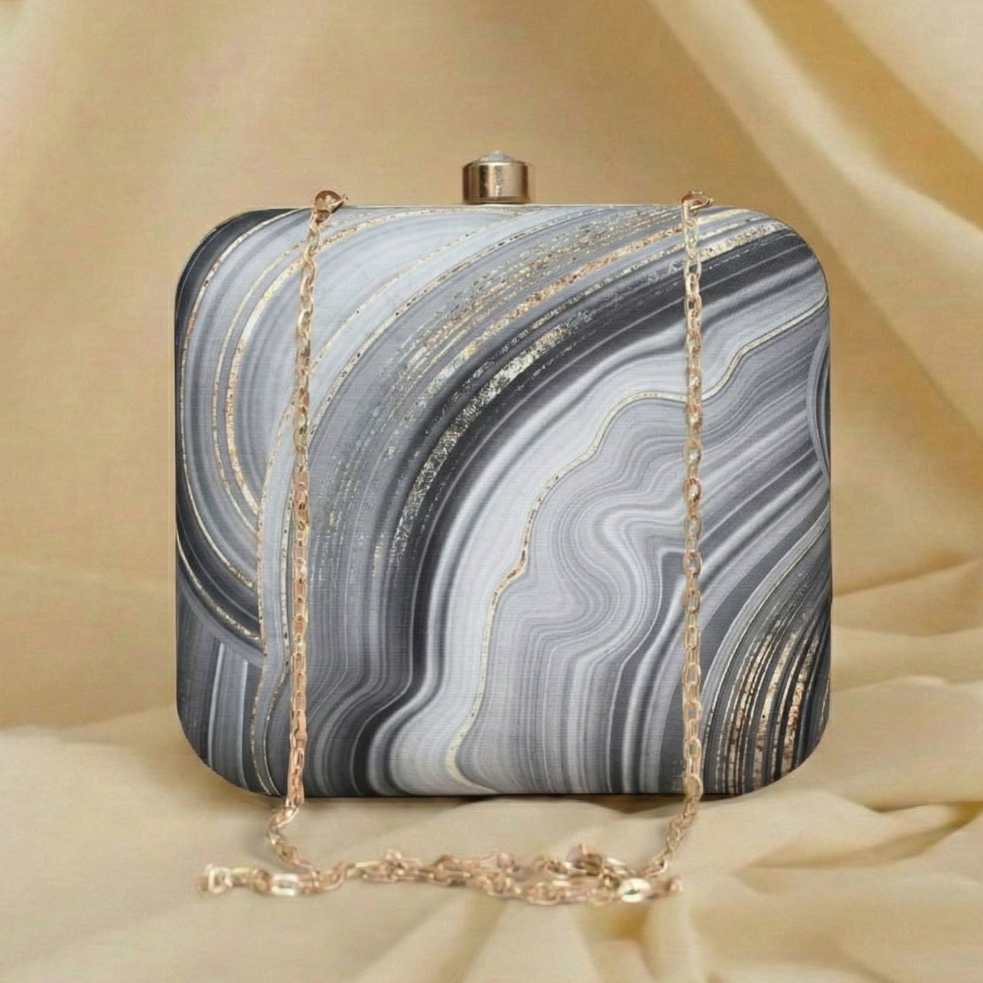 Artklim Black & White Printed Clutch