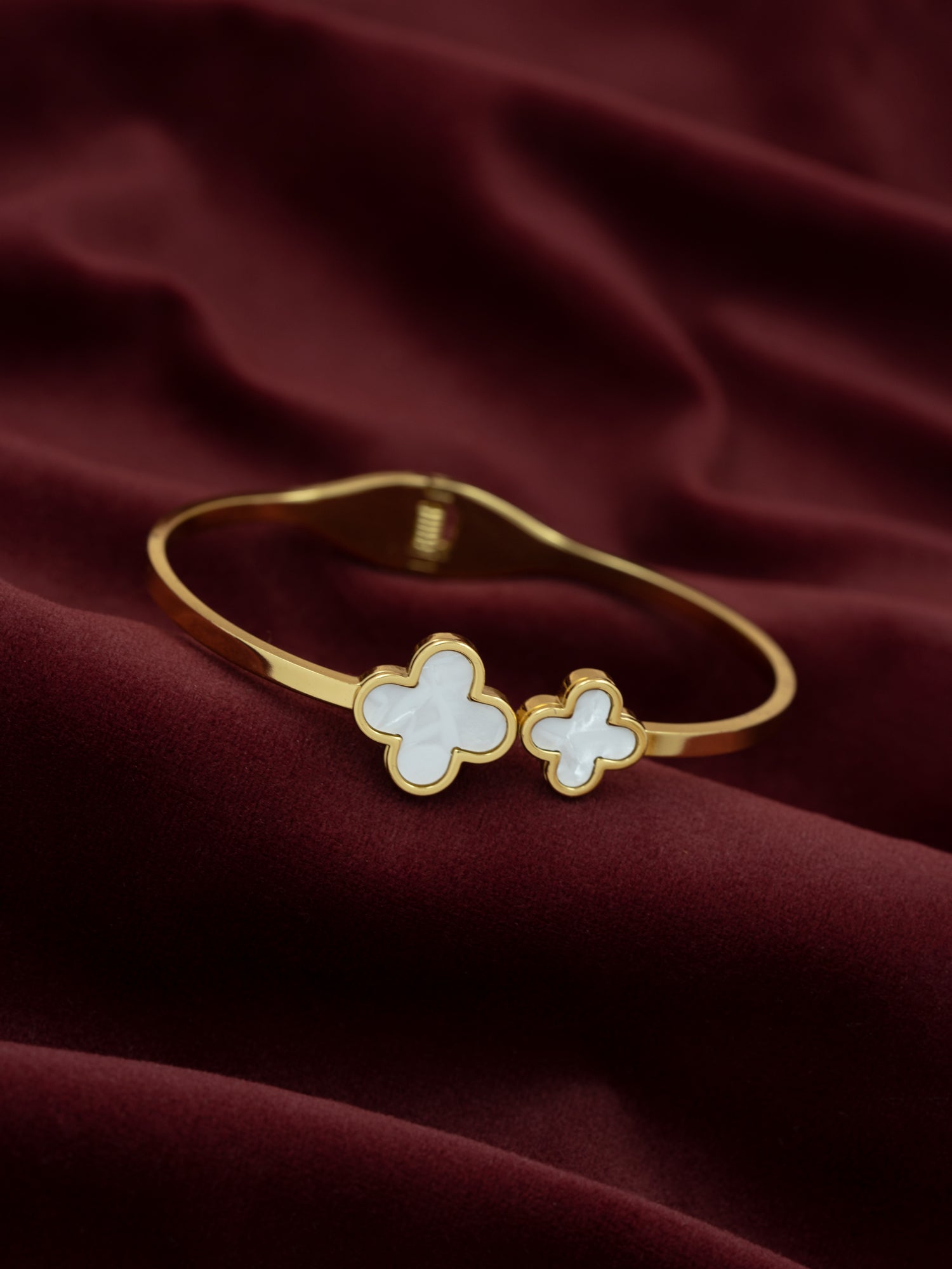 Artklim Golden Clover Glow