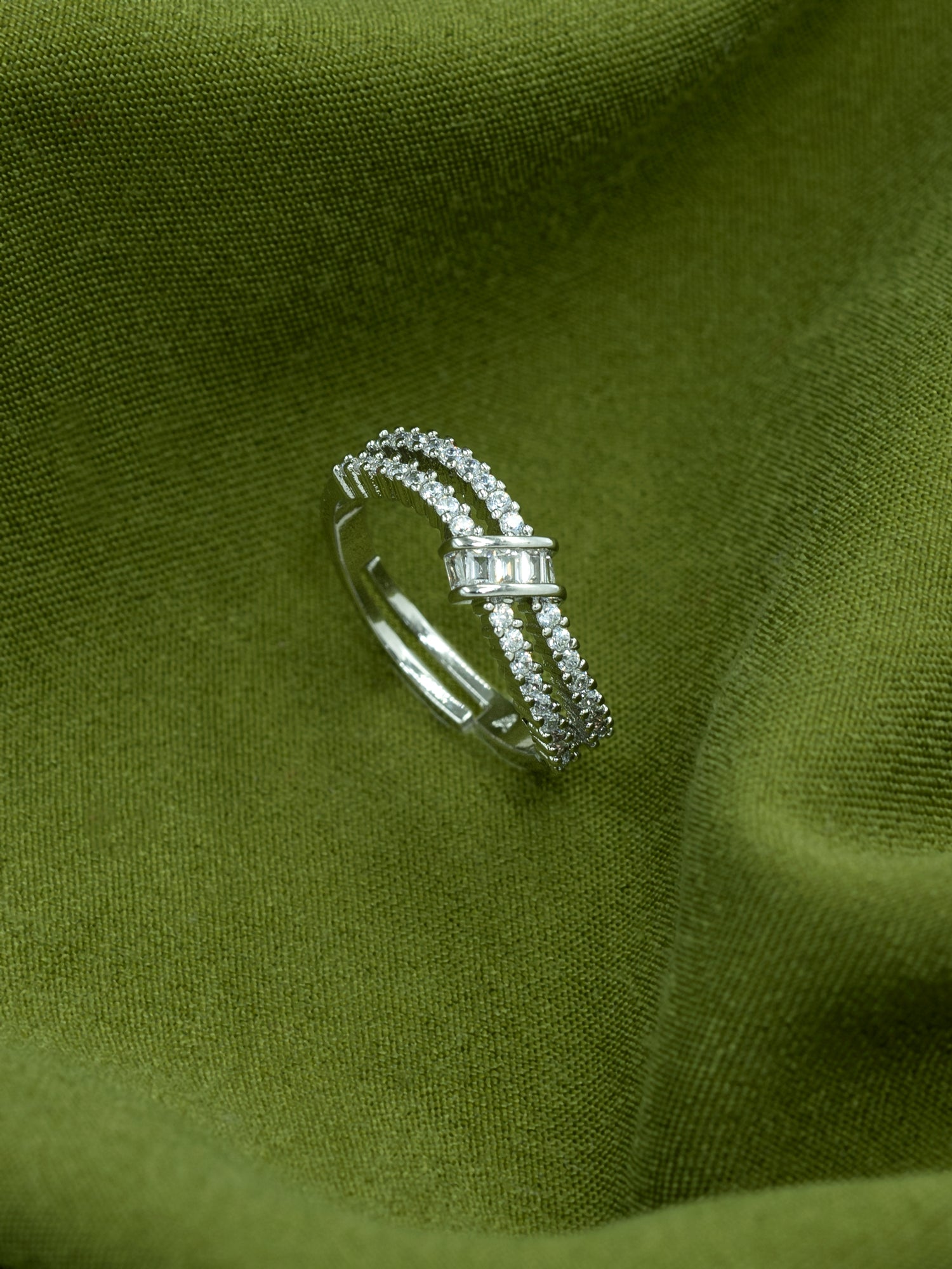 Artklim Sliver- Tone Eternal Grace Anti-Tarnish Ring