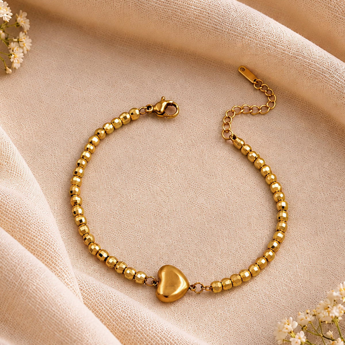 Artklim Luxe Heart Beaded Gold-Tone Anti-Tarnish Bracelet