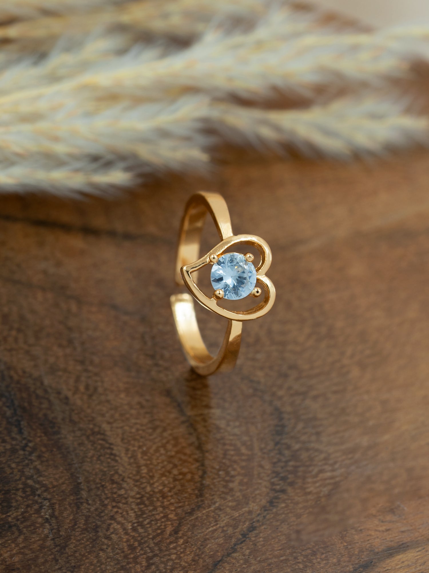 Artklim Gold-Plated Delicate Gold Heart Anti Tarnish Ring