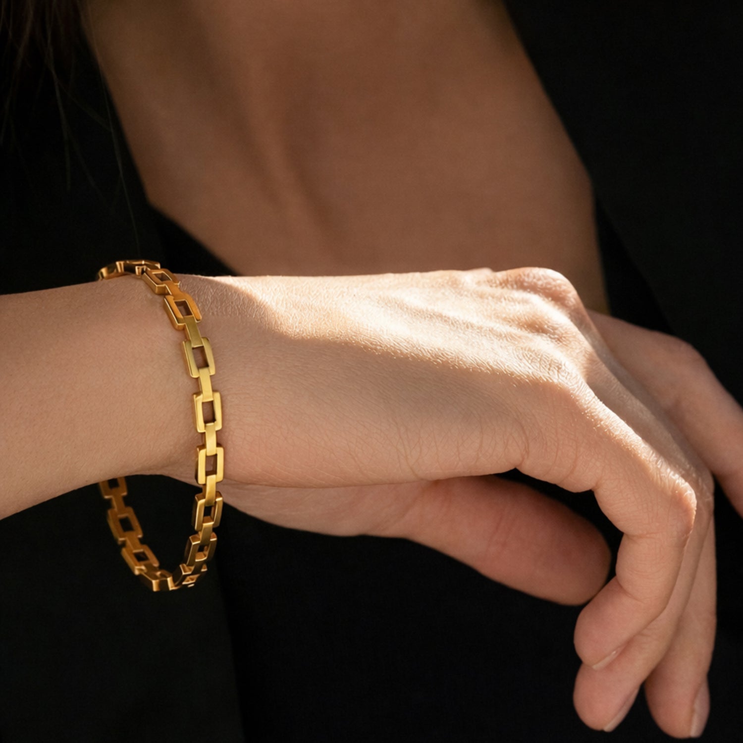 Artklim Gold Plated Link Chain Anti-Tarnish Bangle Bracelet