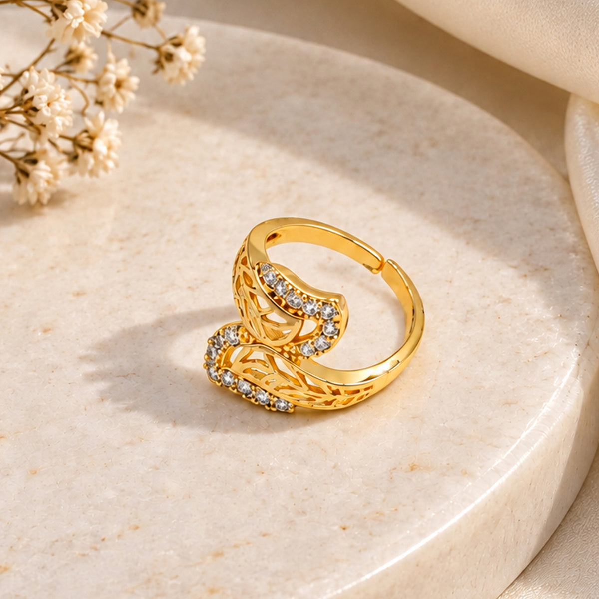 Artklim Elegant Openwork Crystal Gold-Tone Statement Anti-Tarnish Ring