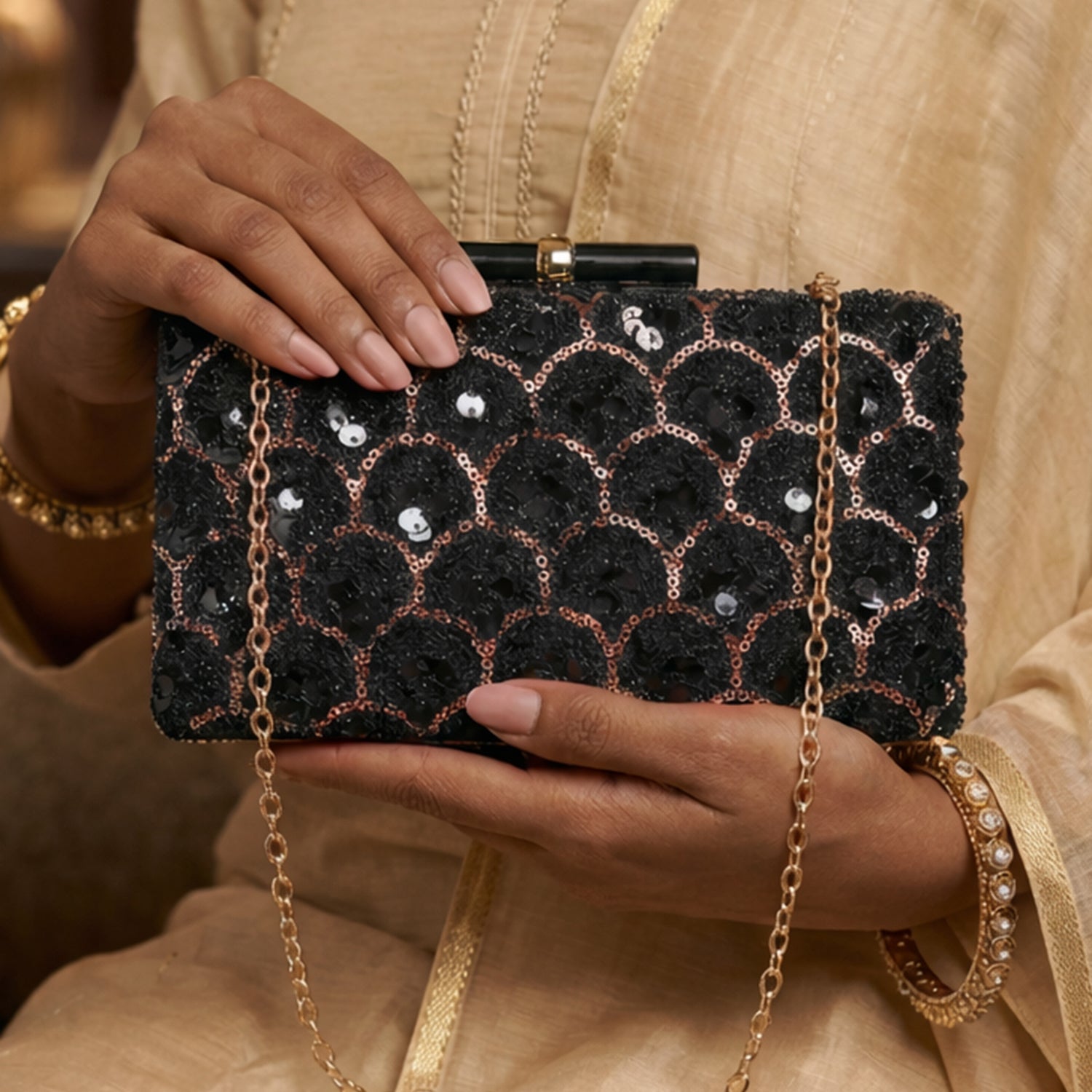 Artklim Black Designer Embroidred Clutch