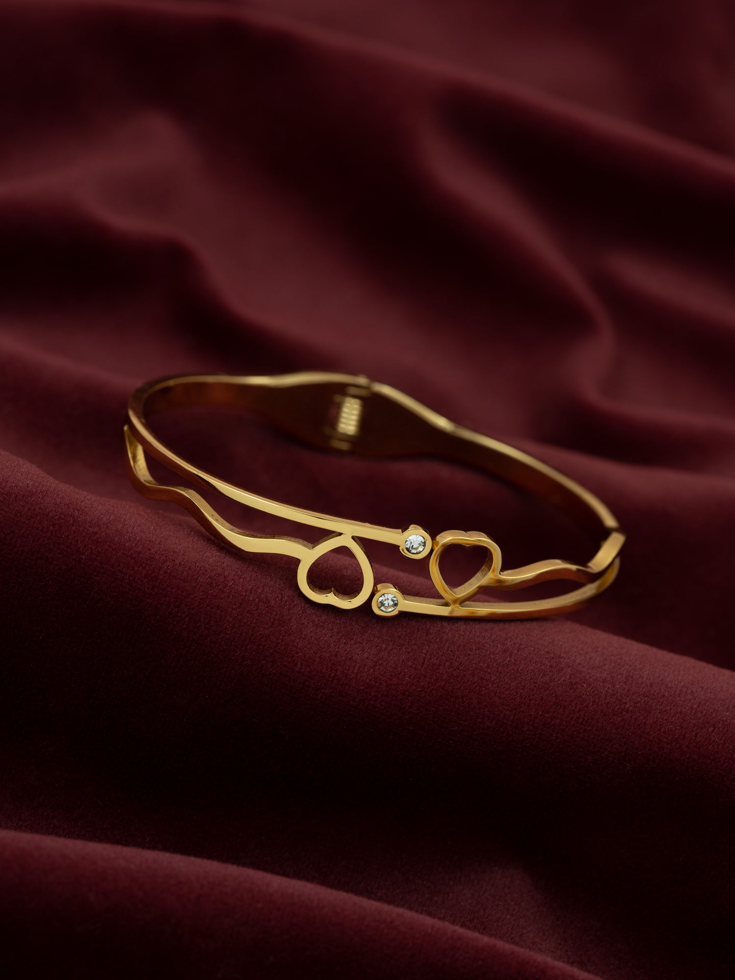 Artklim Golden Heartline Bangle