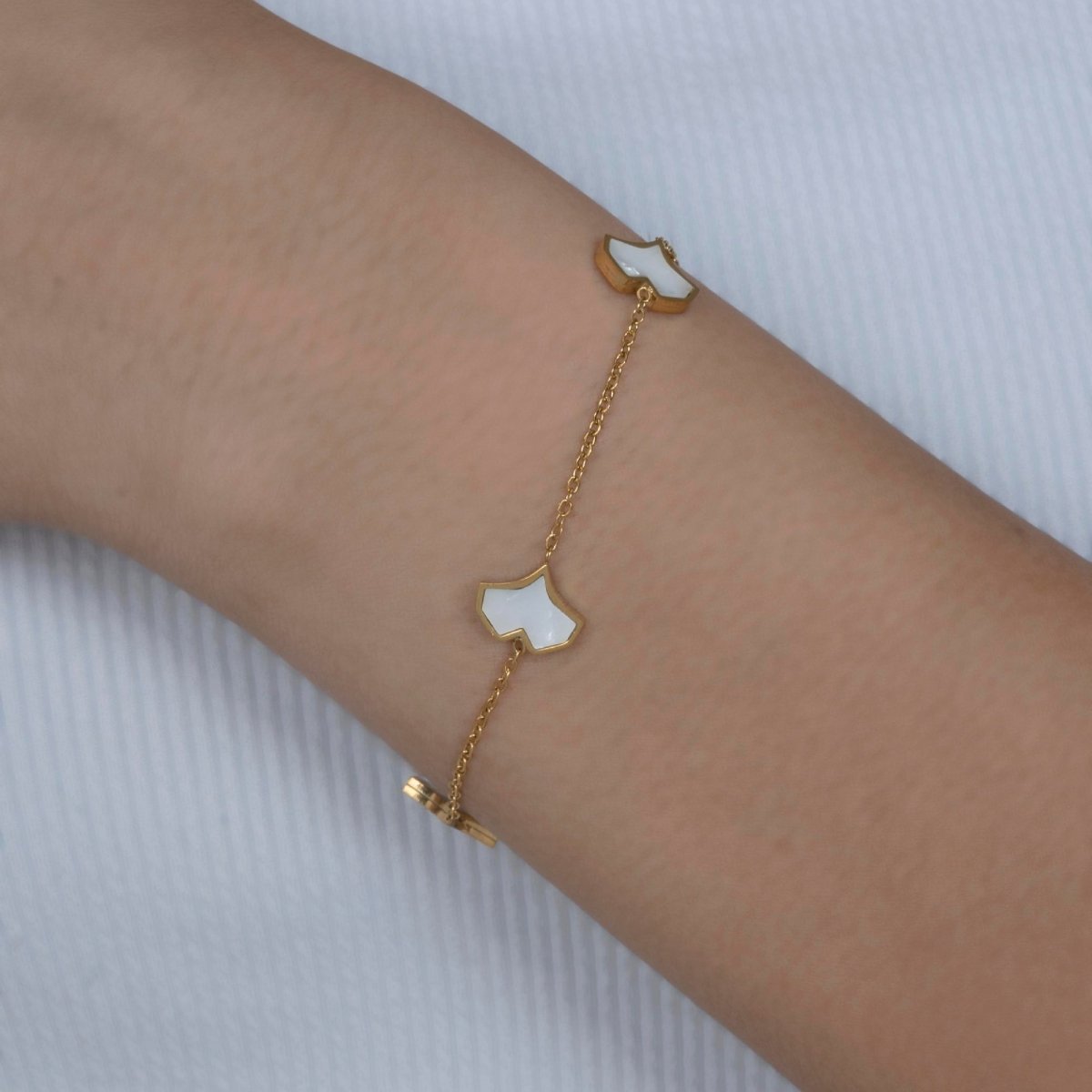 Artklim Gold Plated White Hearts Charms Bracelet