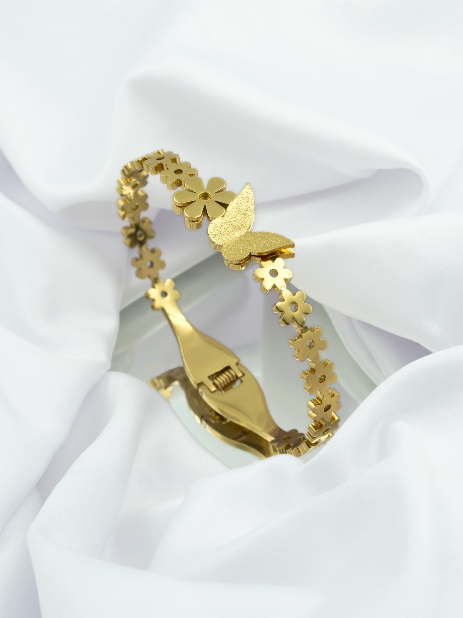 Artklim Gold Plated Anti Tarnish Butterfly in Bloom Bracelet
