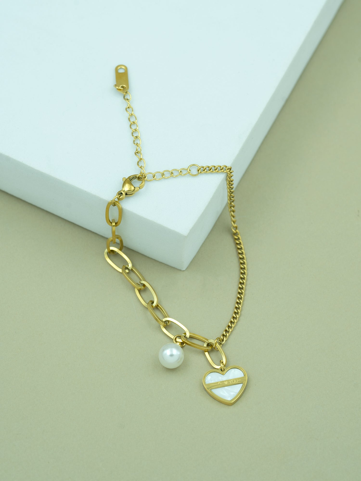 Artklim Gold Heart Bracelet