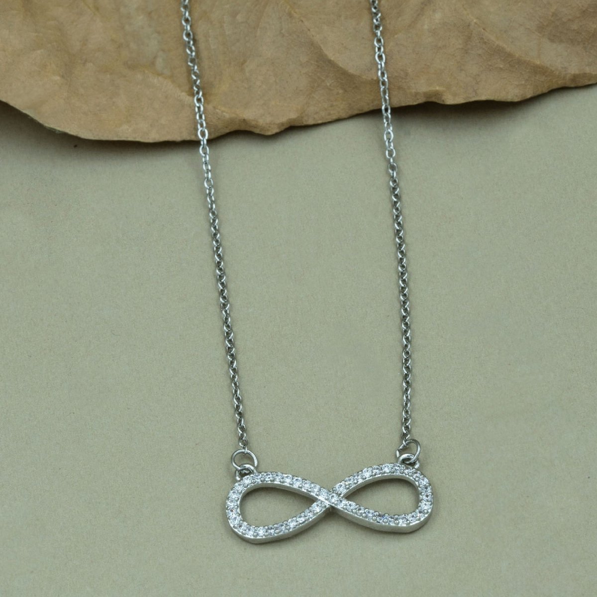 Artklim Silver Plated Infinity Pendant Necklace