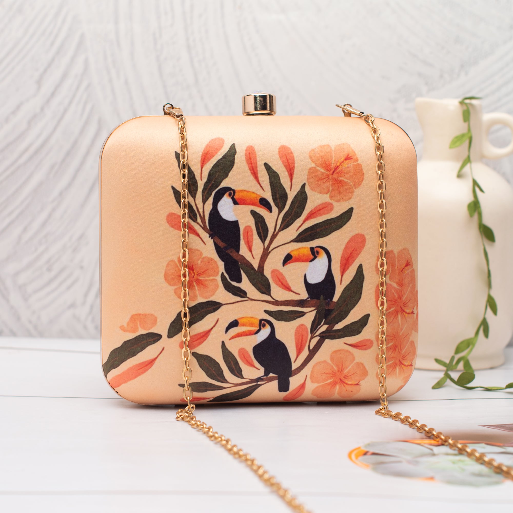 Artklim Toucan Bird Peach Portrait Clutch