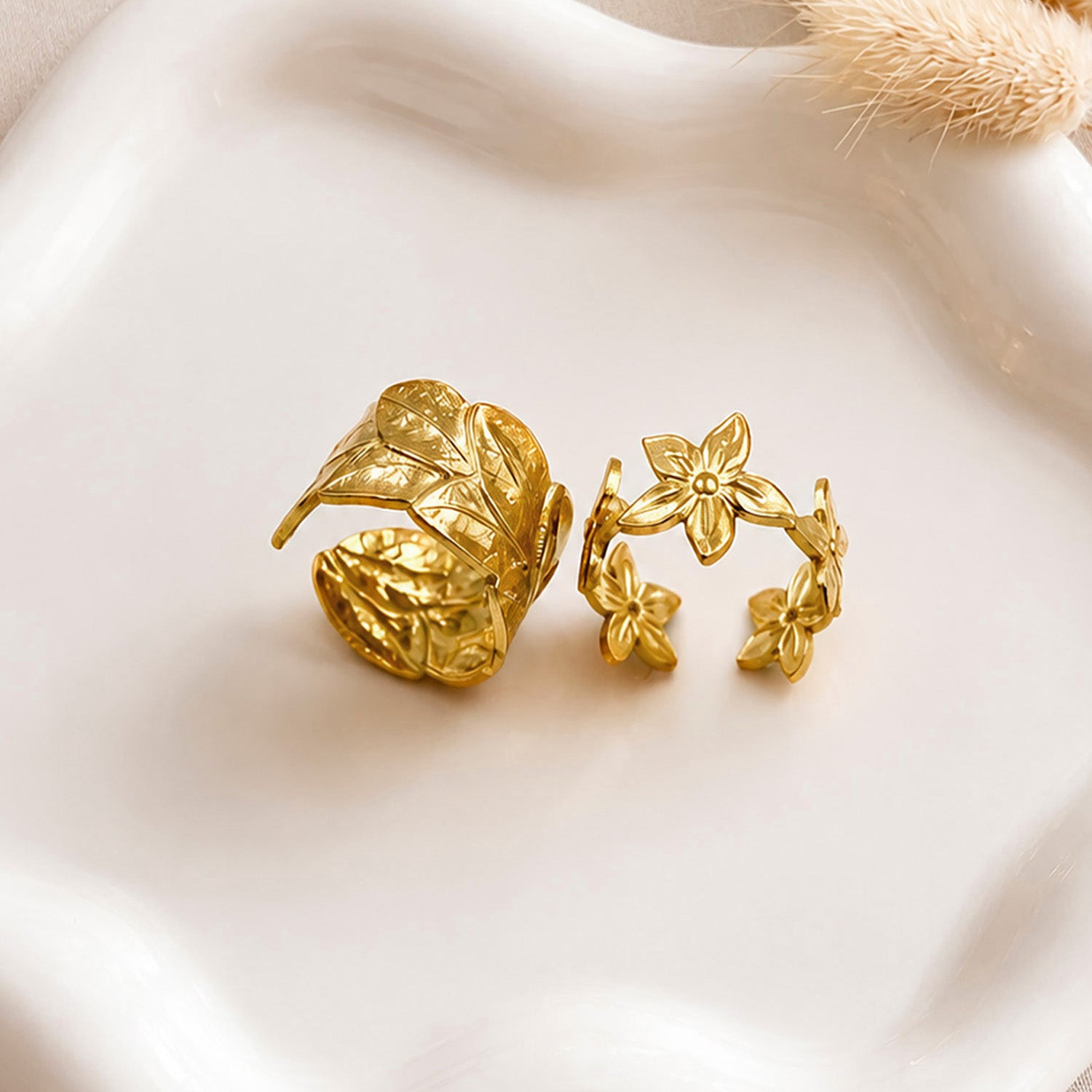 Artklim Golden Leaf & Floral Pair Ring Set Adjustable Anti-Tarnish Ring