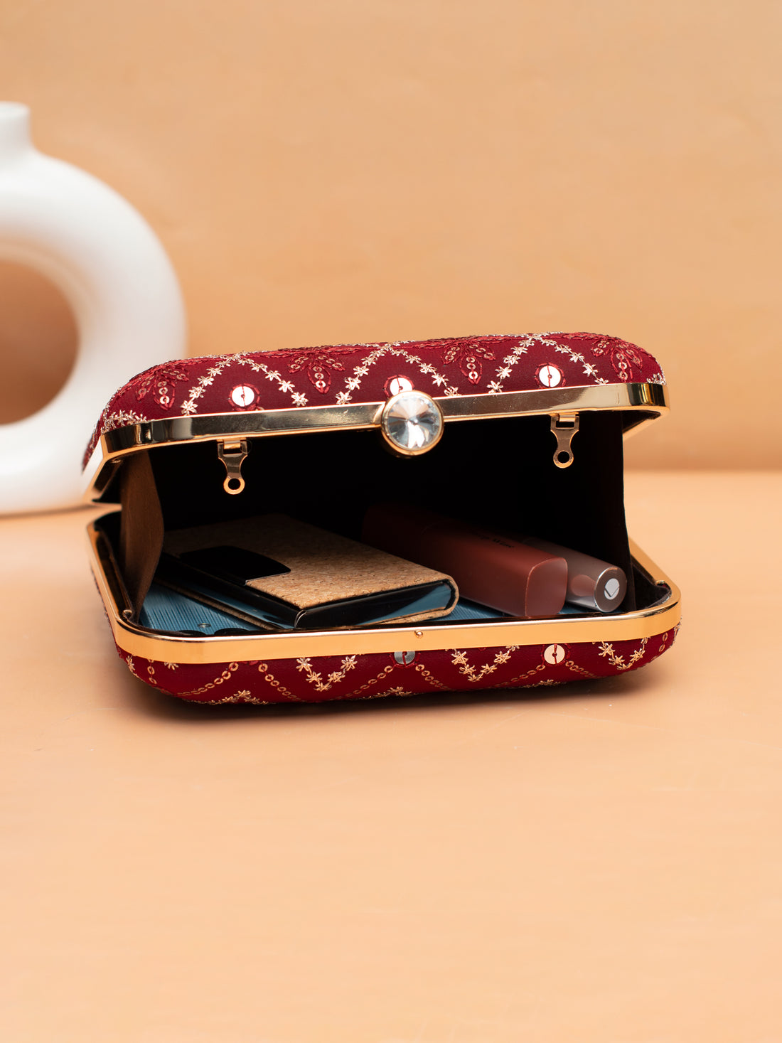 Artklim Ruby Regal Clutch