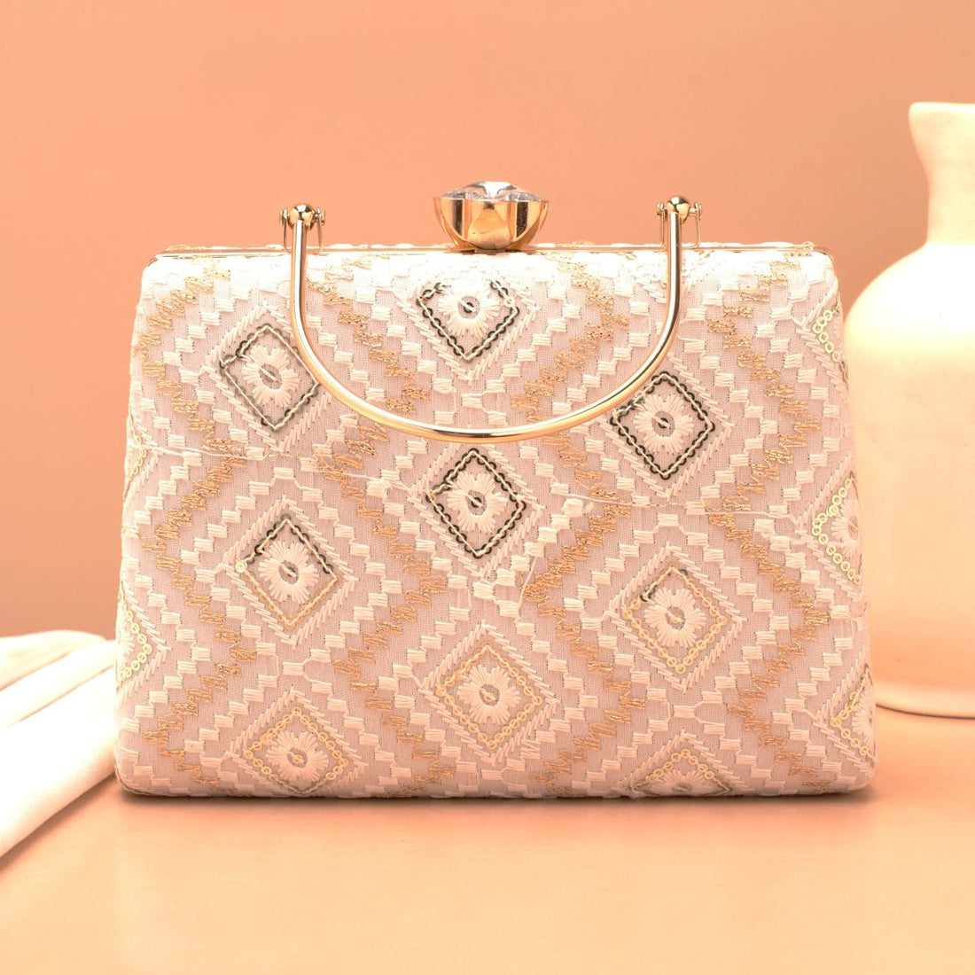 Artklim White Base Threadwork Embroidery Clutch
