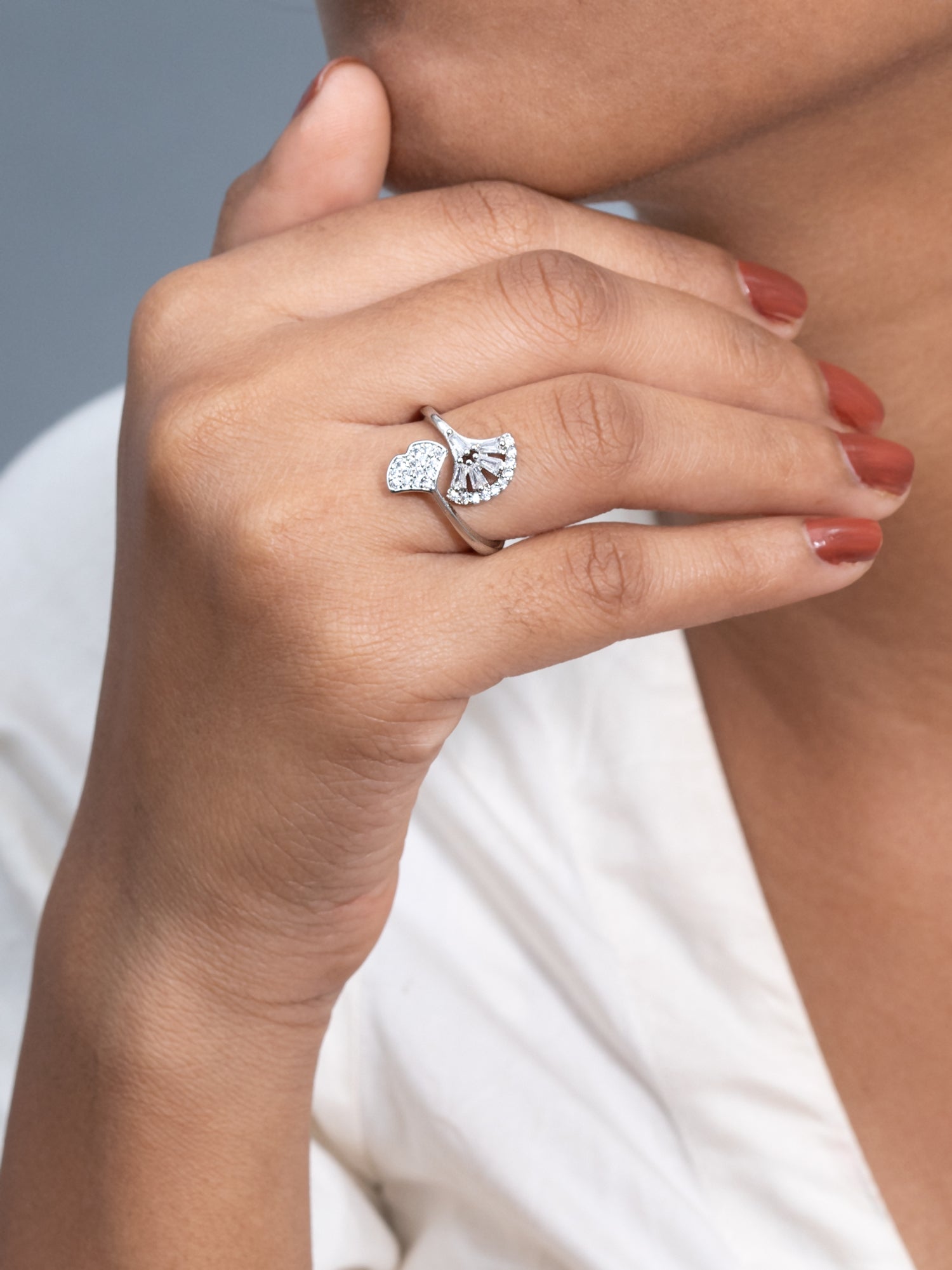 Artklim Sliver- Tone Twin Leaf Anti-Tarnish Ring