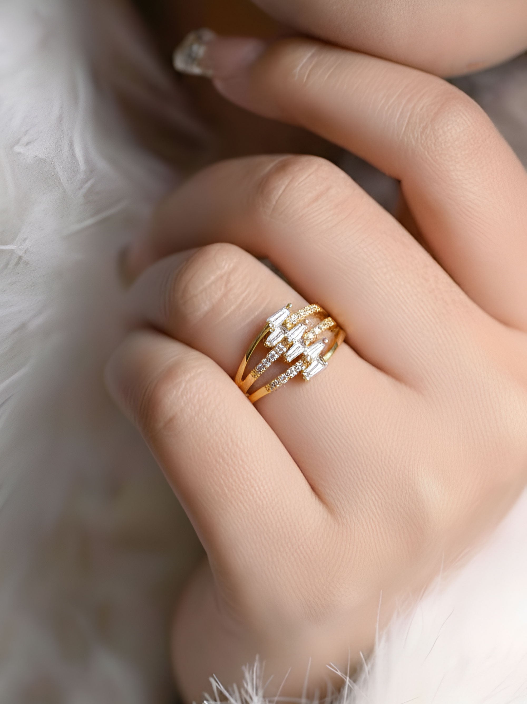 Artklim Gold-Plated Crystal Triple Band Design Anti-Tarnish Ring