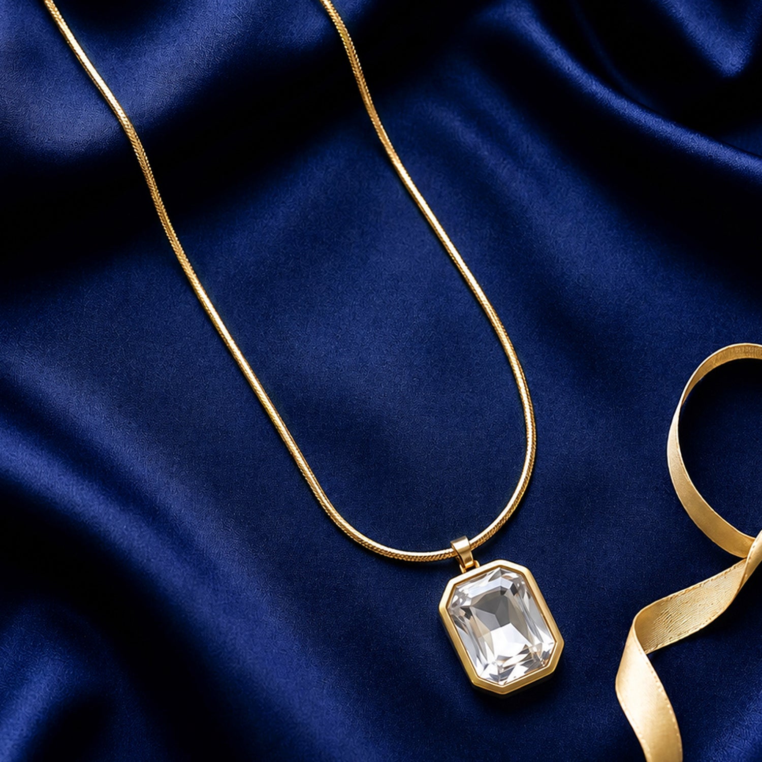 Artklim Emerald Cut Crystal Frame Anti-Tarnish Pendant Necklace