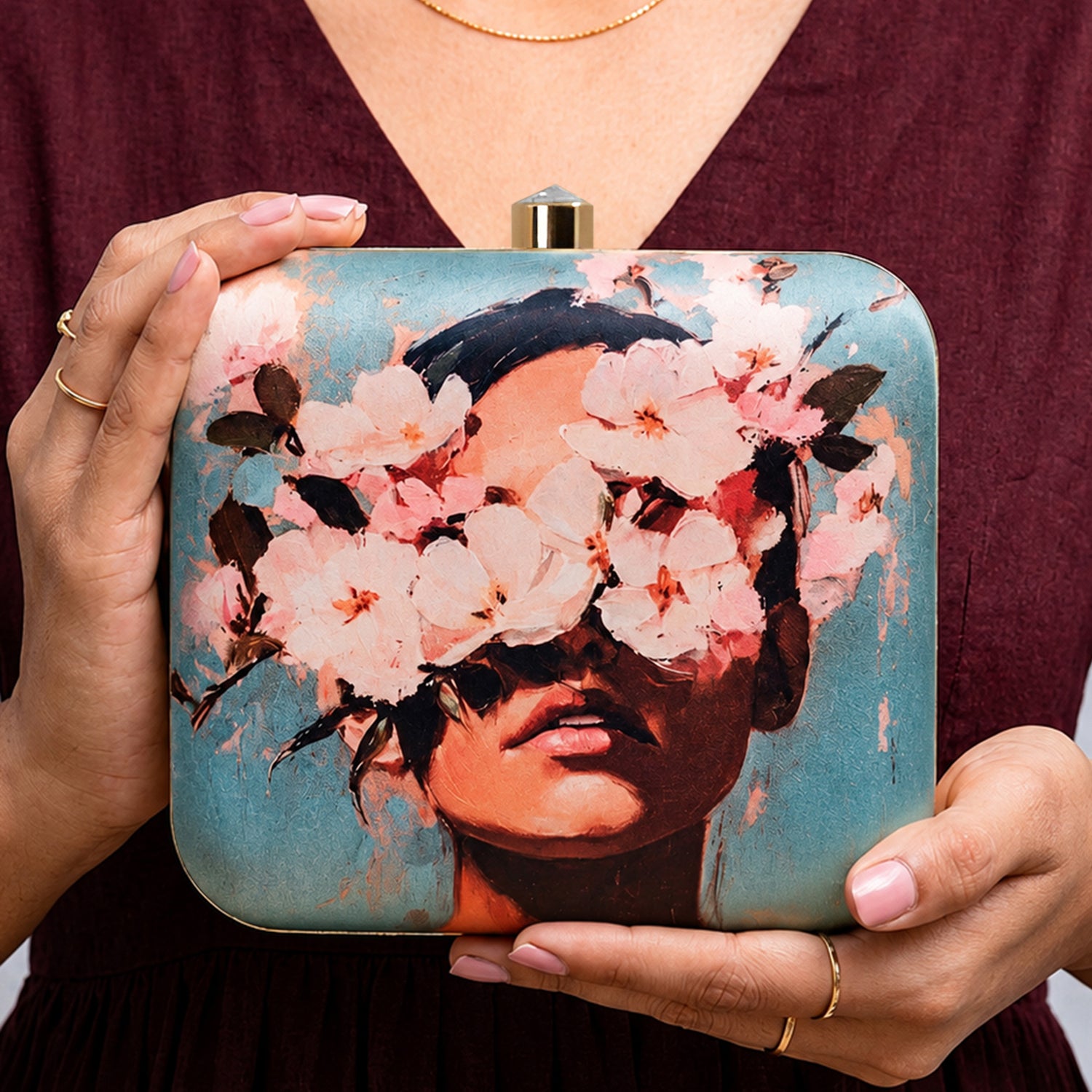 Artklim Elegant Floral Portrait Blue Printed Clutch