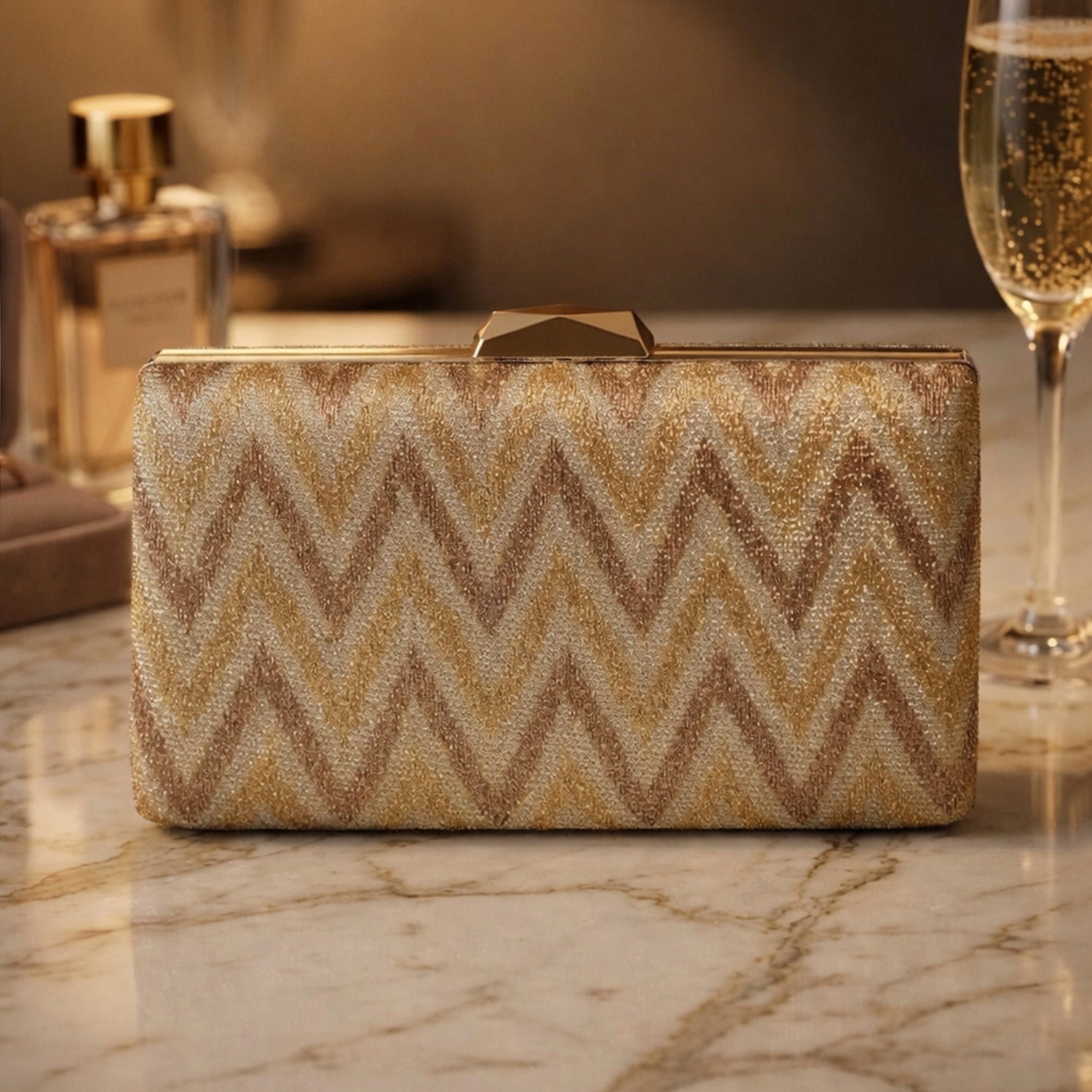 Artklim Elegant Gold Chevron Glitter Clutch