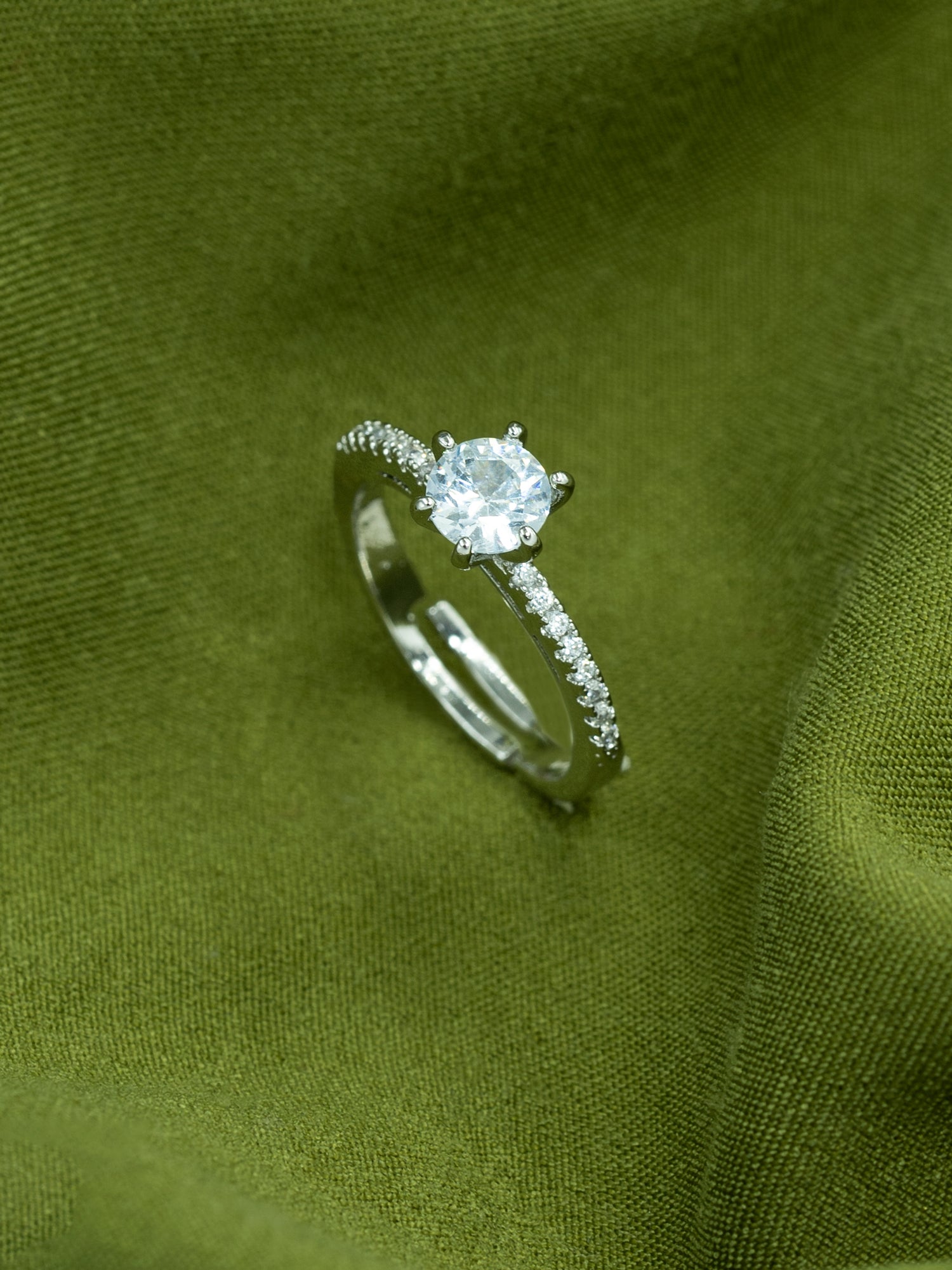 Artklim Sliver- Tone Solitaire Shine Anti-Tarnish Ring