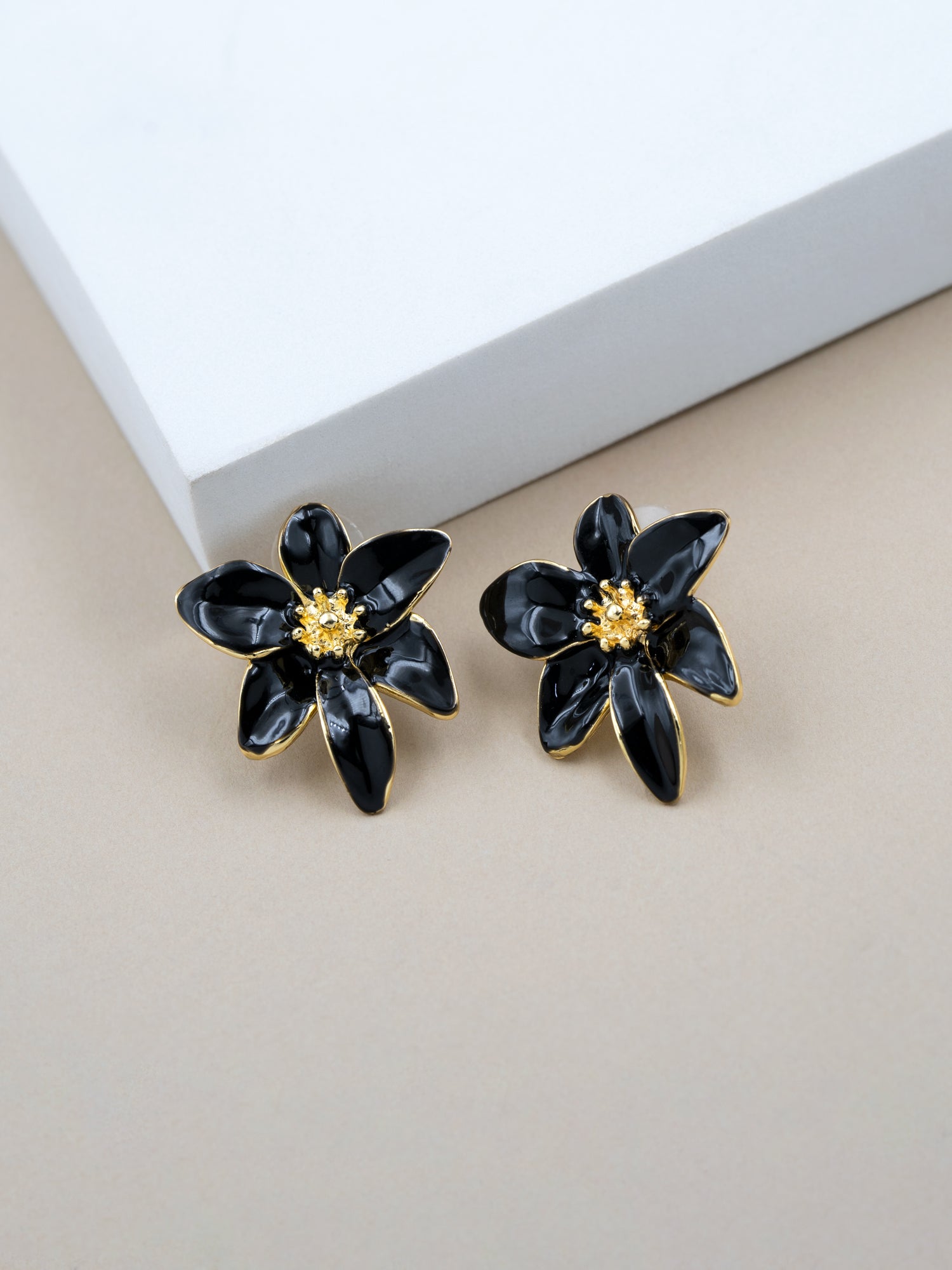 Artklim Black Daisy Anti Tarnish Earrings
