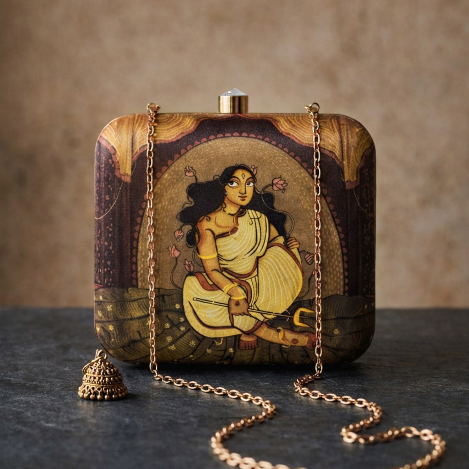 Artklim Divine Warrior Heritage Printed Clutch