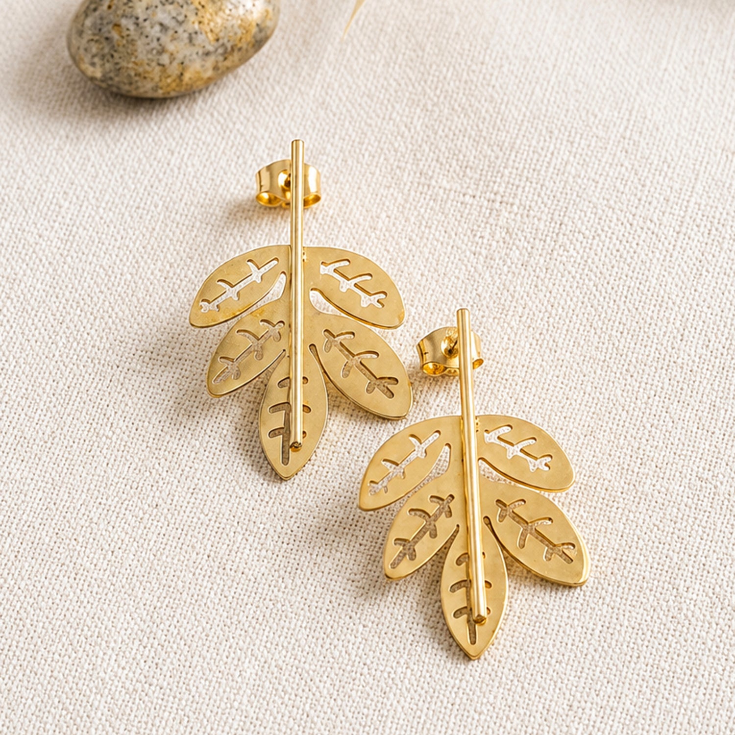 Artklim Minimalist Leaf Branch Stud Anti-Tarnish Earring