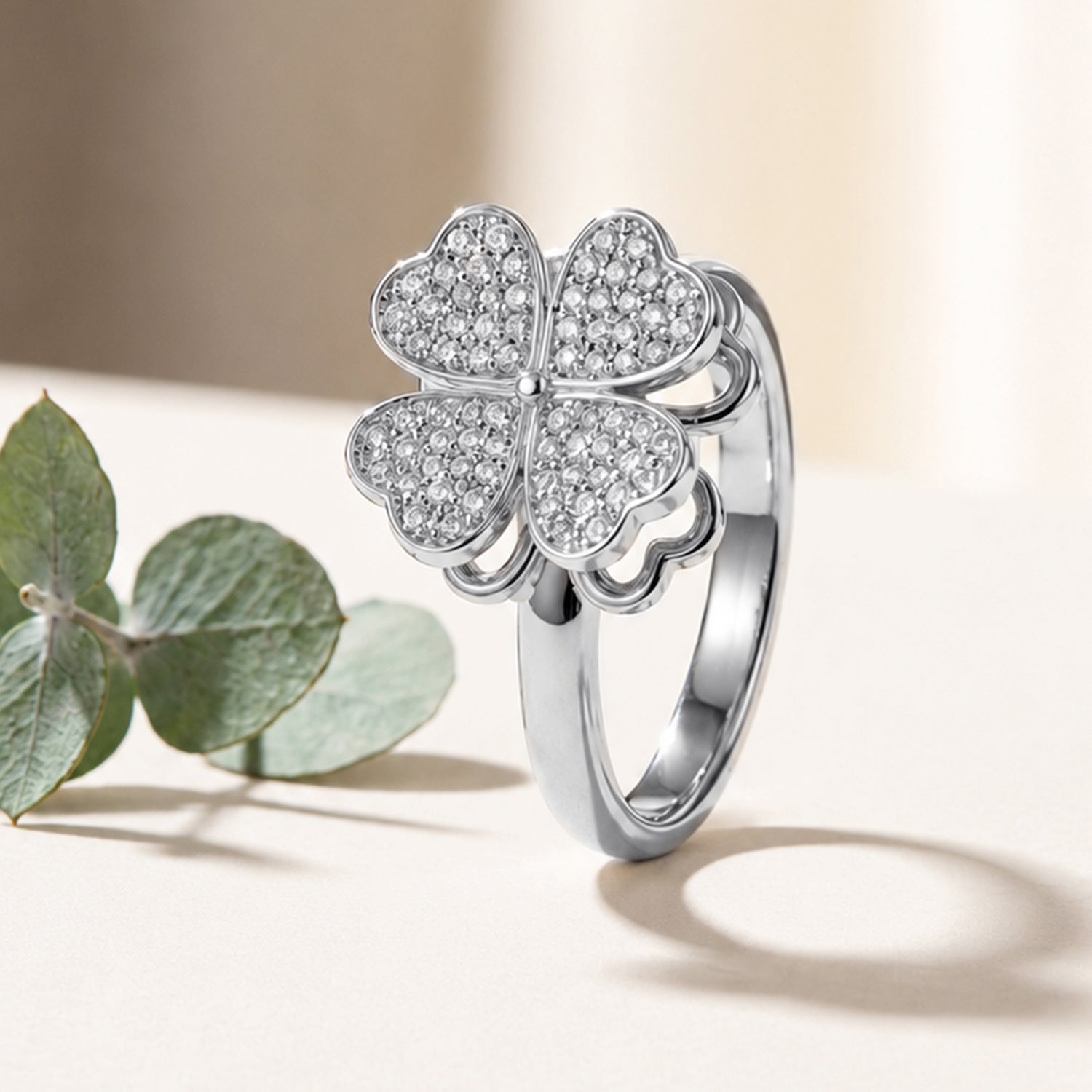Artklim Silver Luxury Four Leaf Clover Revolving Adjustable Anti-Tarnish Copper Ring