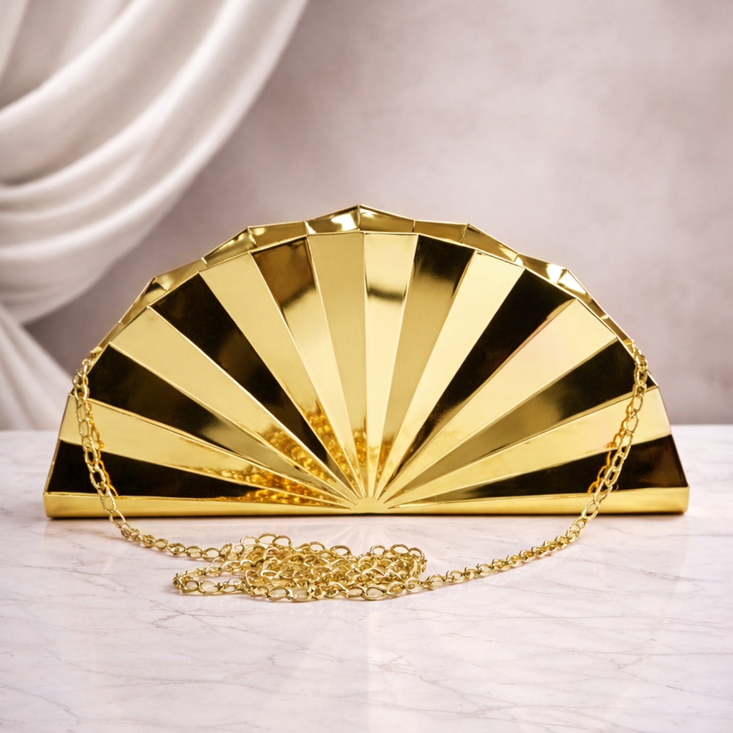 Artklim Elegant Golden Fan-Shaped Acrylic Clutch