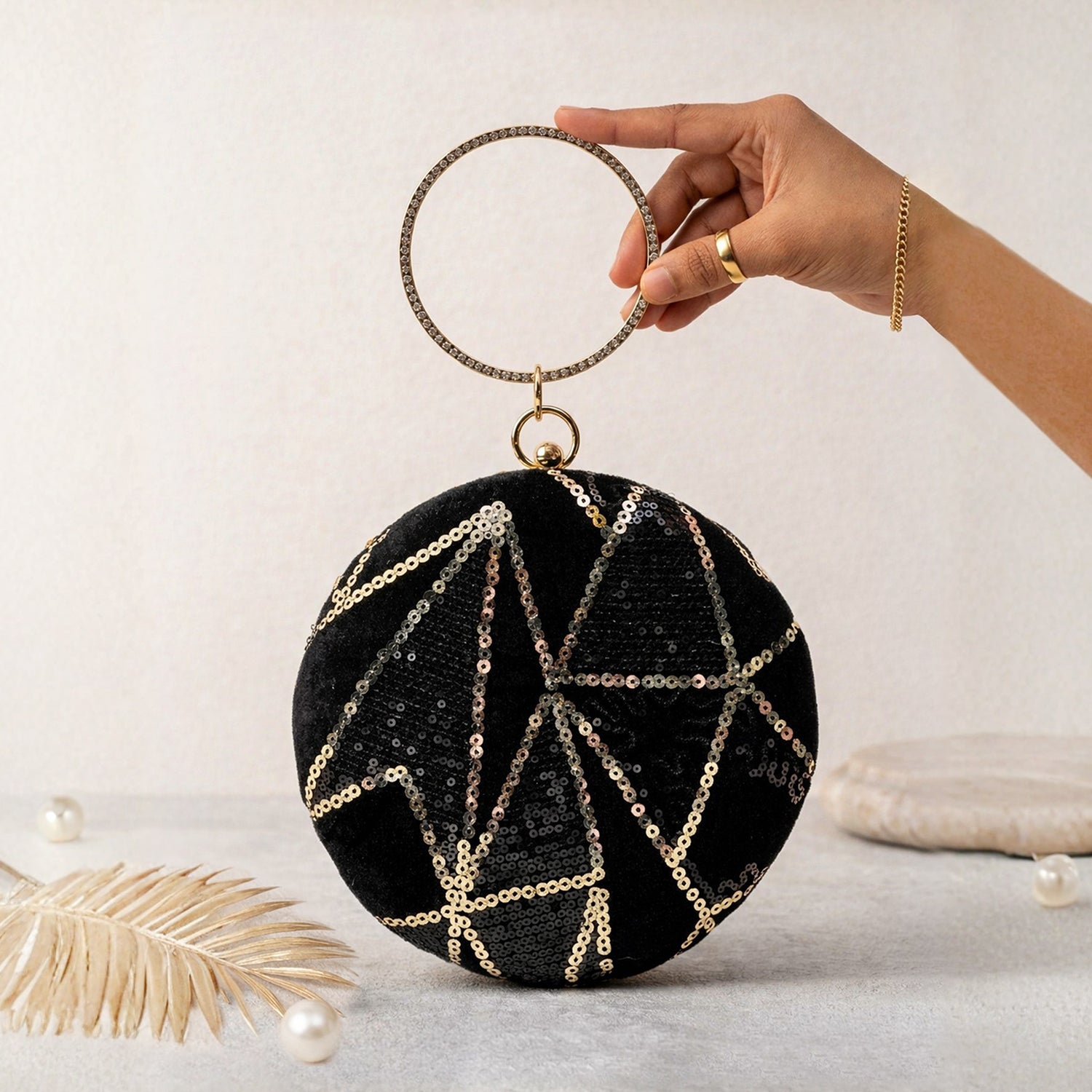 Artklim Elegant Black & Gold Geometric Sequin Embroidery Clutch
