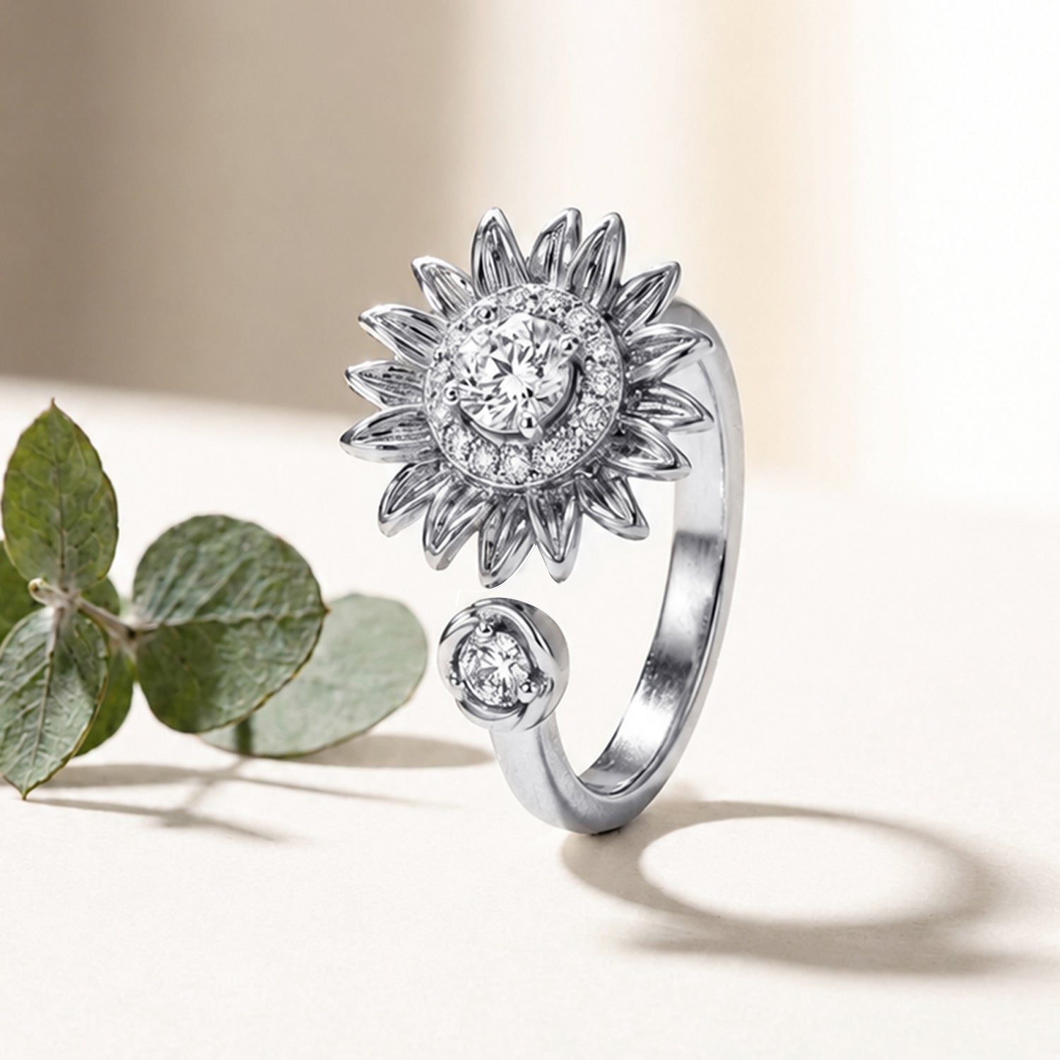 Artklim Silver Sunflower Revolving Adjustable Anti-Tarnish Copper Ring