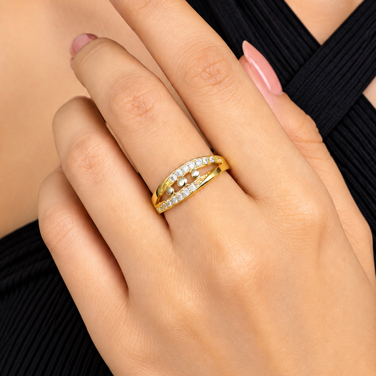 Artklim Modern Triple-Disc Crystal Gold-Tone Anti-Tarnish Ring