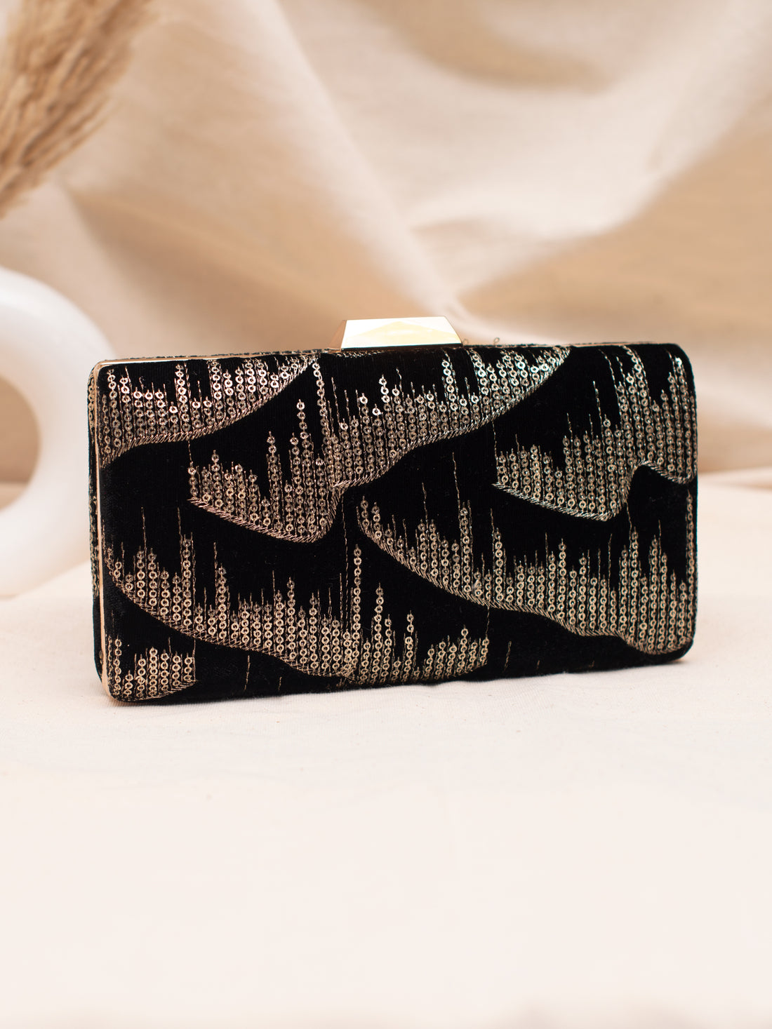 Artklim Black Gold Glam Box Clutch