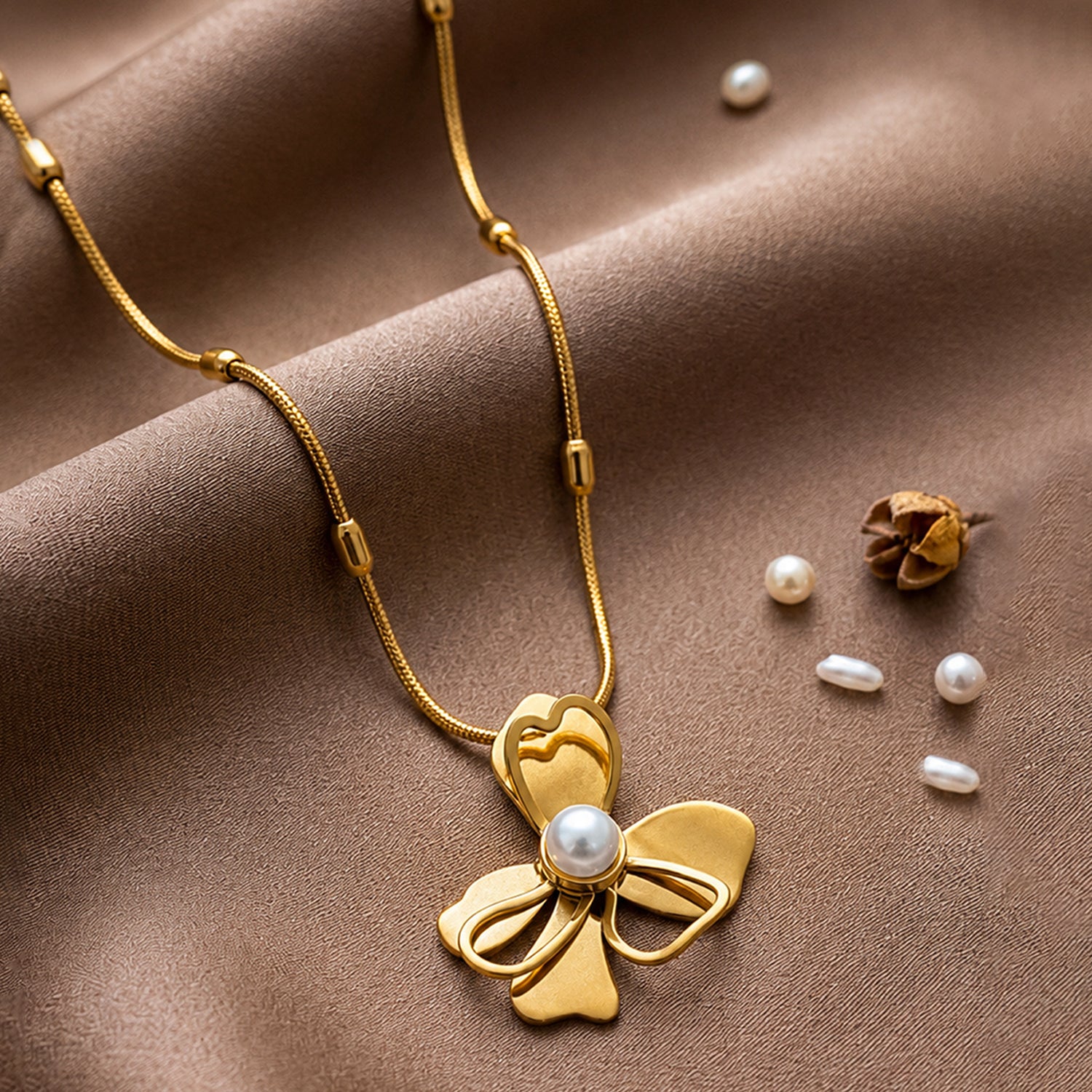 Artklim Pearl Bow Heart Charm Anti-Tarnish Pendant Necklace