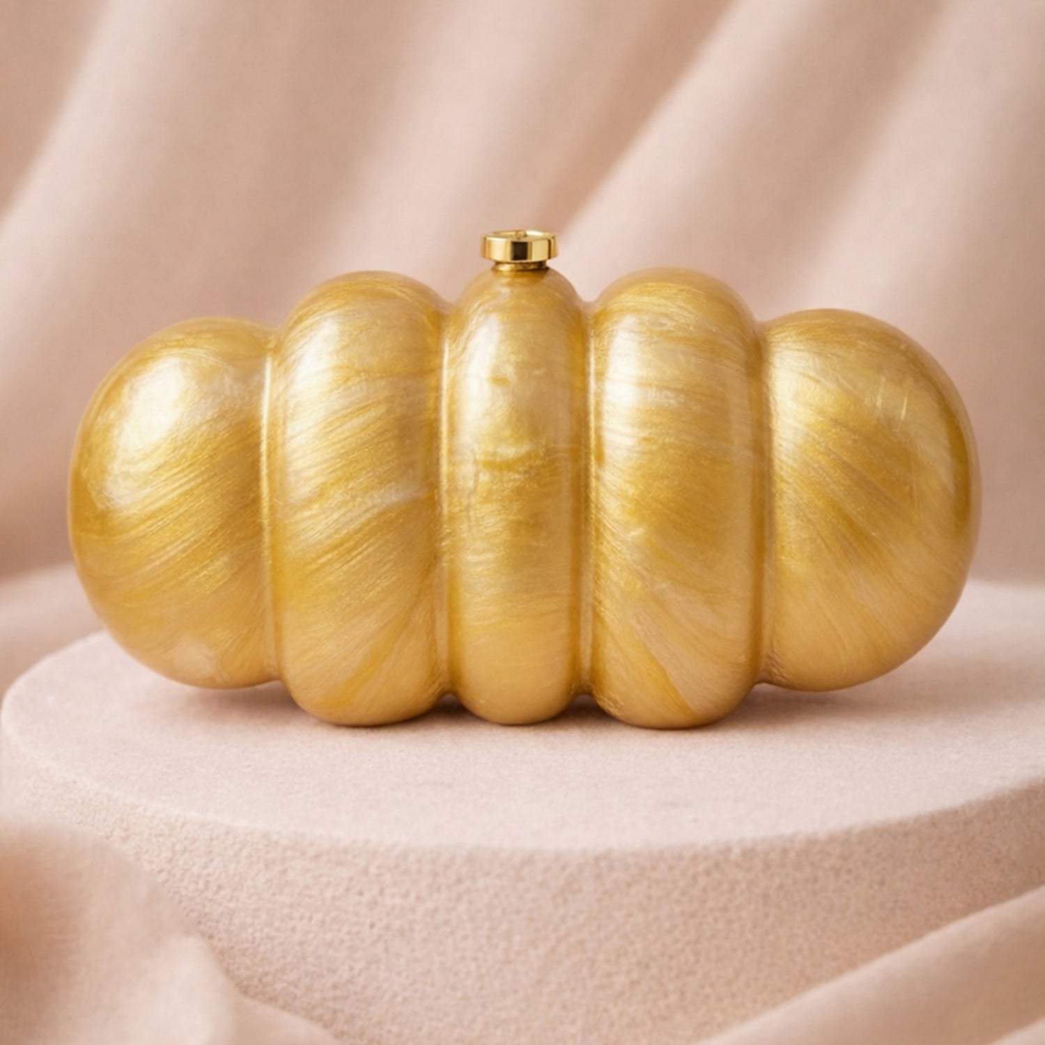 Artklim Elegant Golden Puff Acrylic Clutch