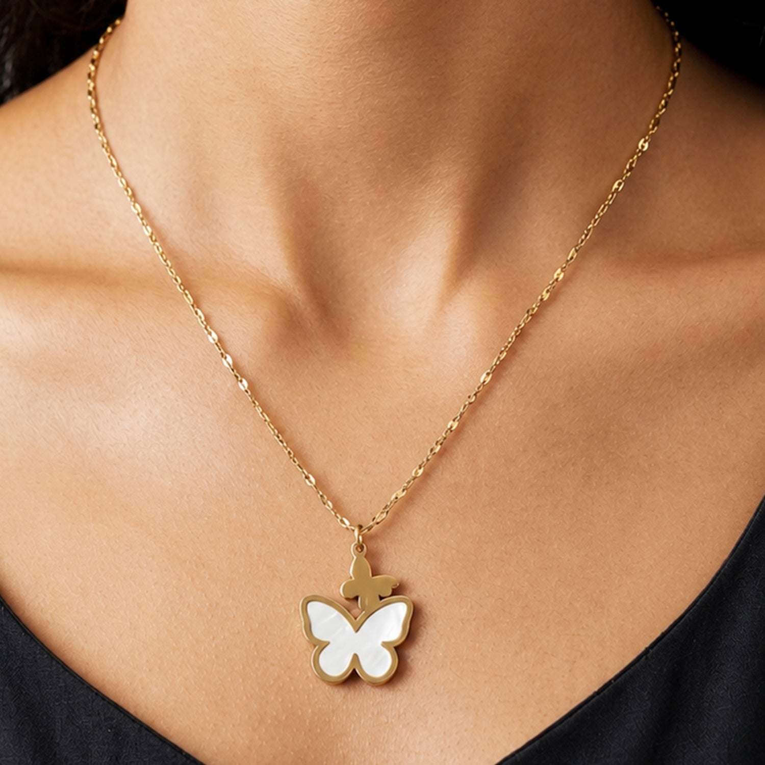 Artklim Mother of Pearl Butterfly Anti-Tarnish Pendant Necklace
