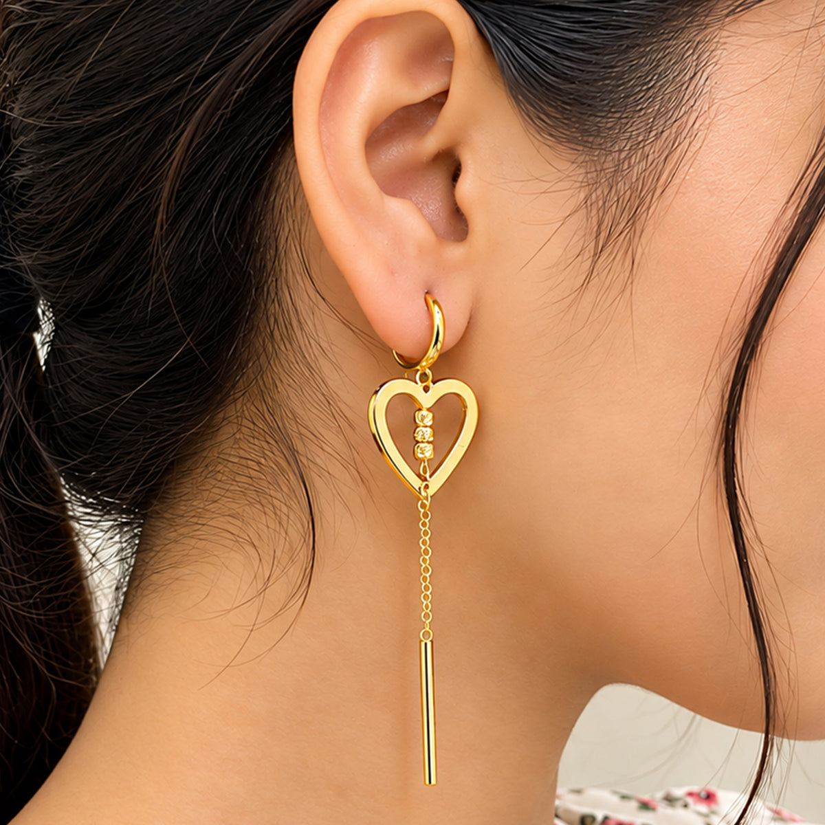 Artklim Elegant Heart Chain Gold-Tone Anti-Tarnish Earring