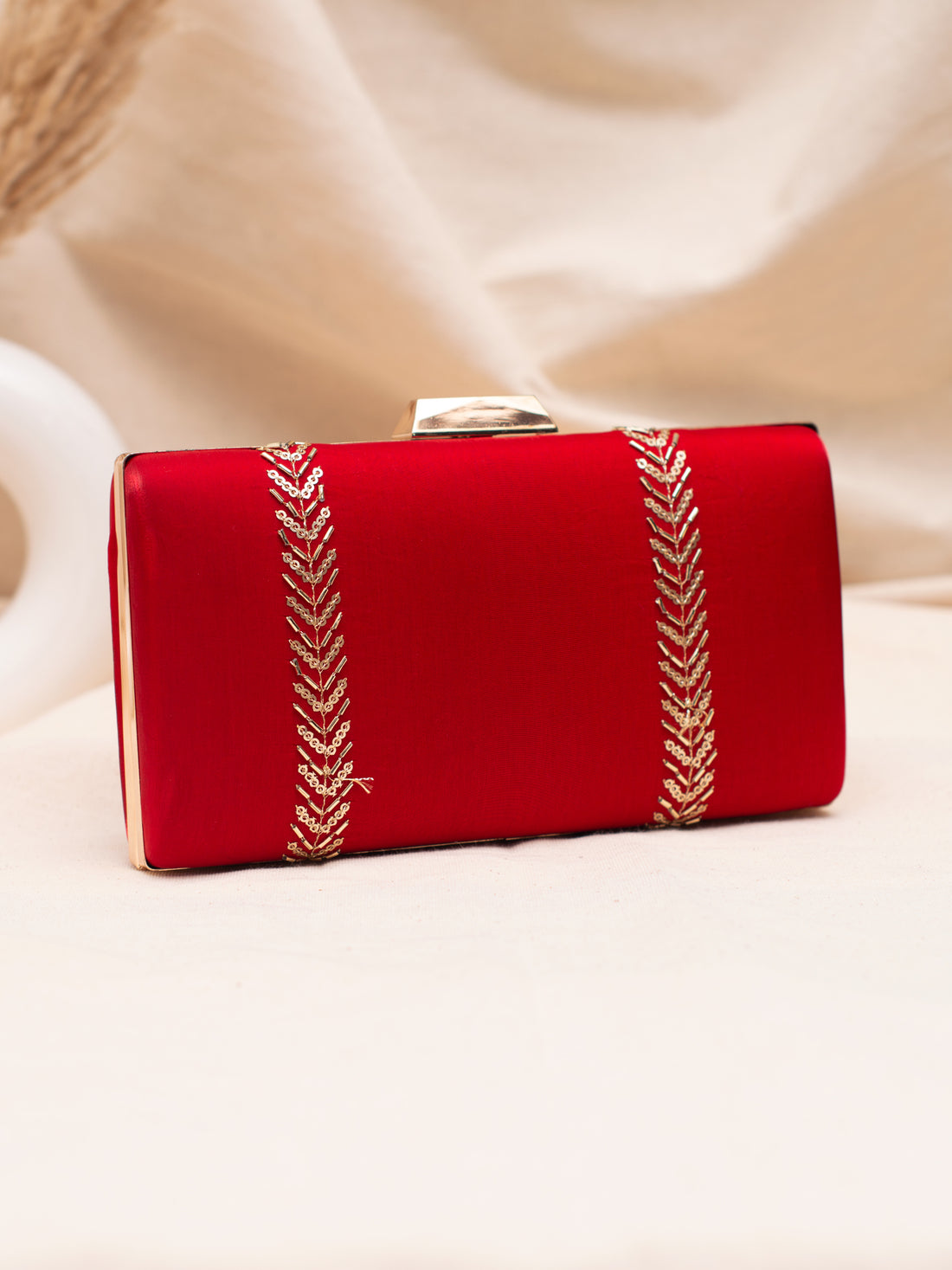 Artklim Red Diva Luxe Box Clutch