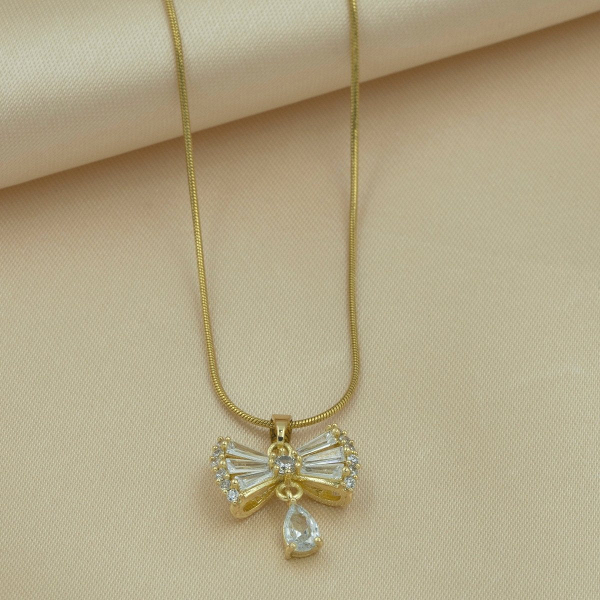 Artklim Gold Plated Bow Style Pendant Necklace