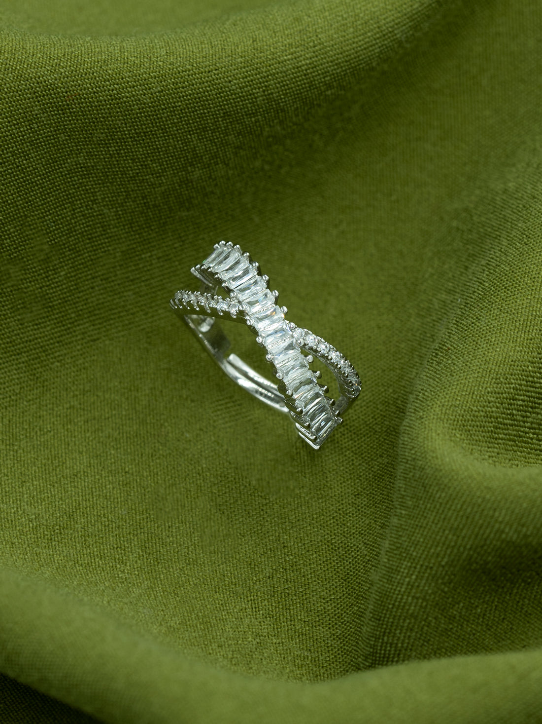 Artklim Sliver- Tone Infinity Spark Anti-Tarnish Ring