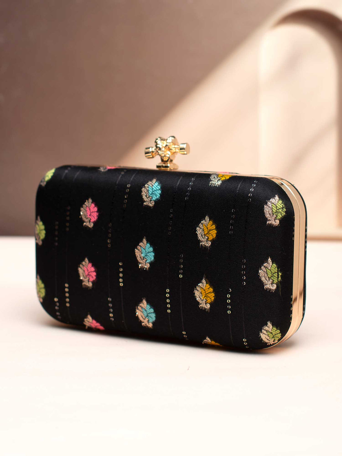 Artklim Midnight Bloom Multi-Color Leaf Clutch