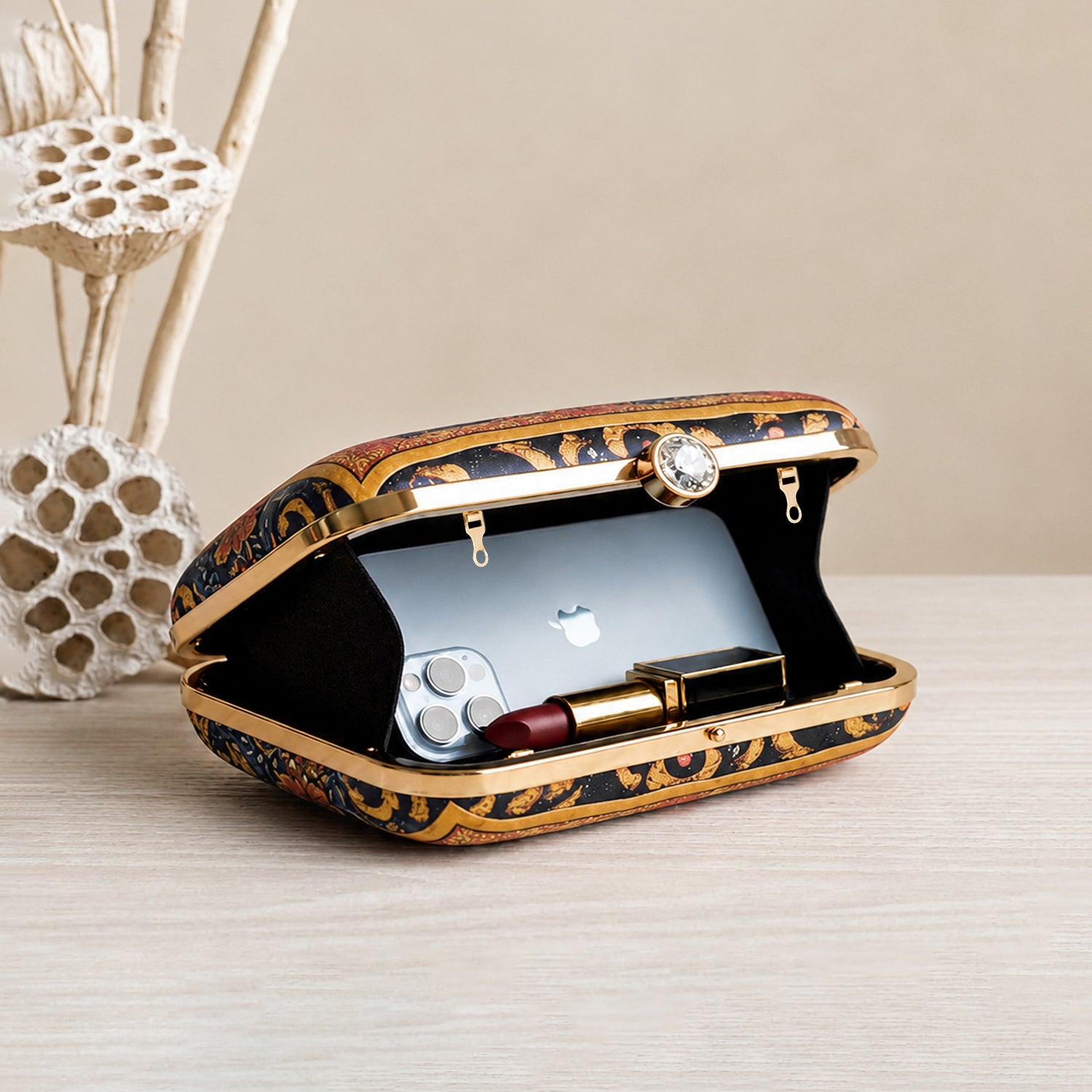 Artklim Black Based Pink Flamingo Printed Clutch