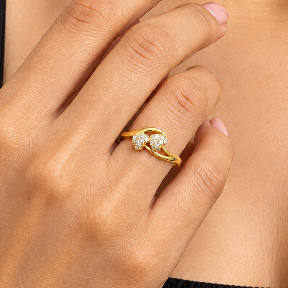 Artklim Chic Twin Heart Sparkle Gold-Tone Anti-Tarnish Ring