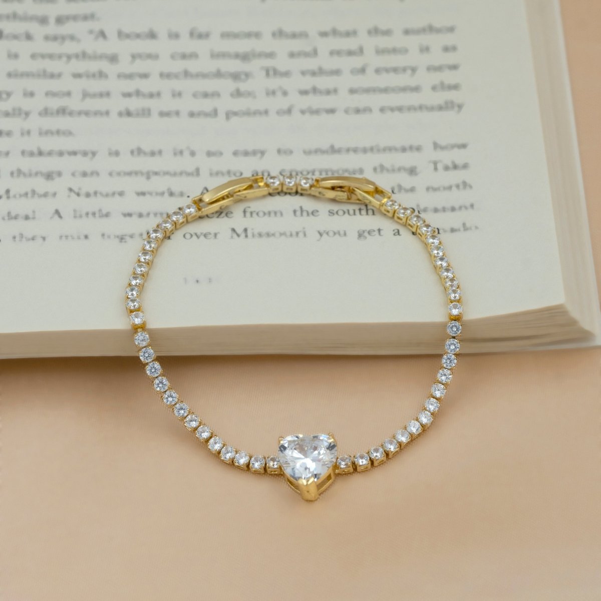 Artklim Gold Plated Heart Shaped Stone Studded Bracelet