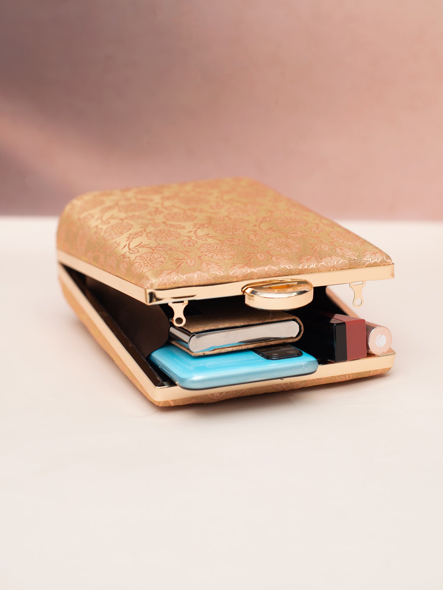 Artklim Peach Glow Clutch