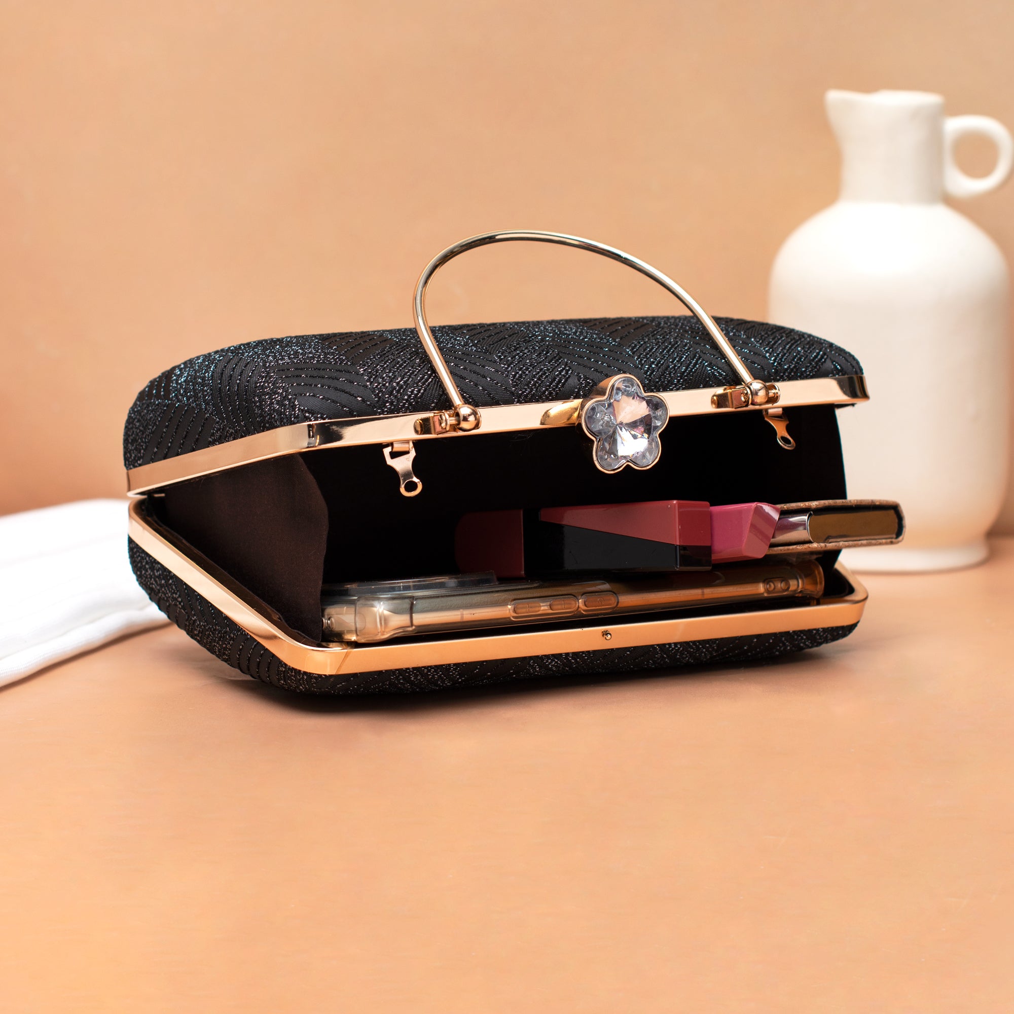 Artklim Noir Royale Embroidery Clutch