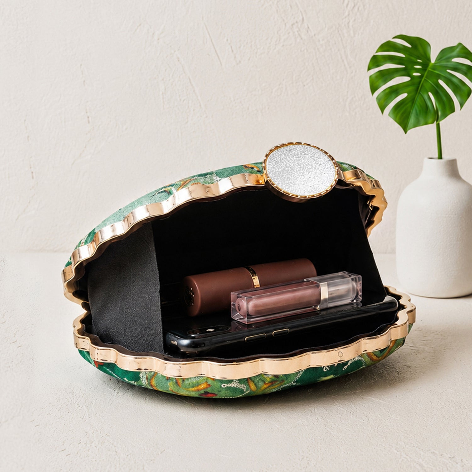 Artklim Elegant Green Floral Ethnic Embroidered Clutch
